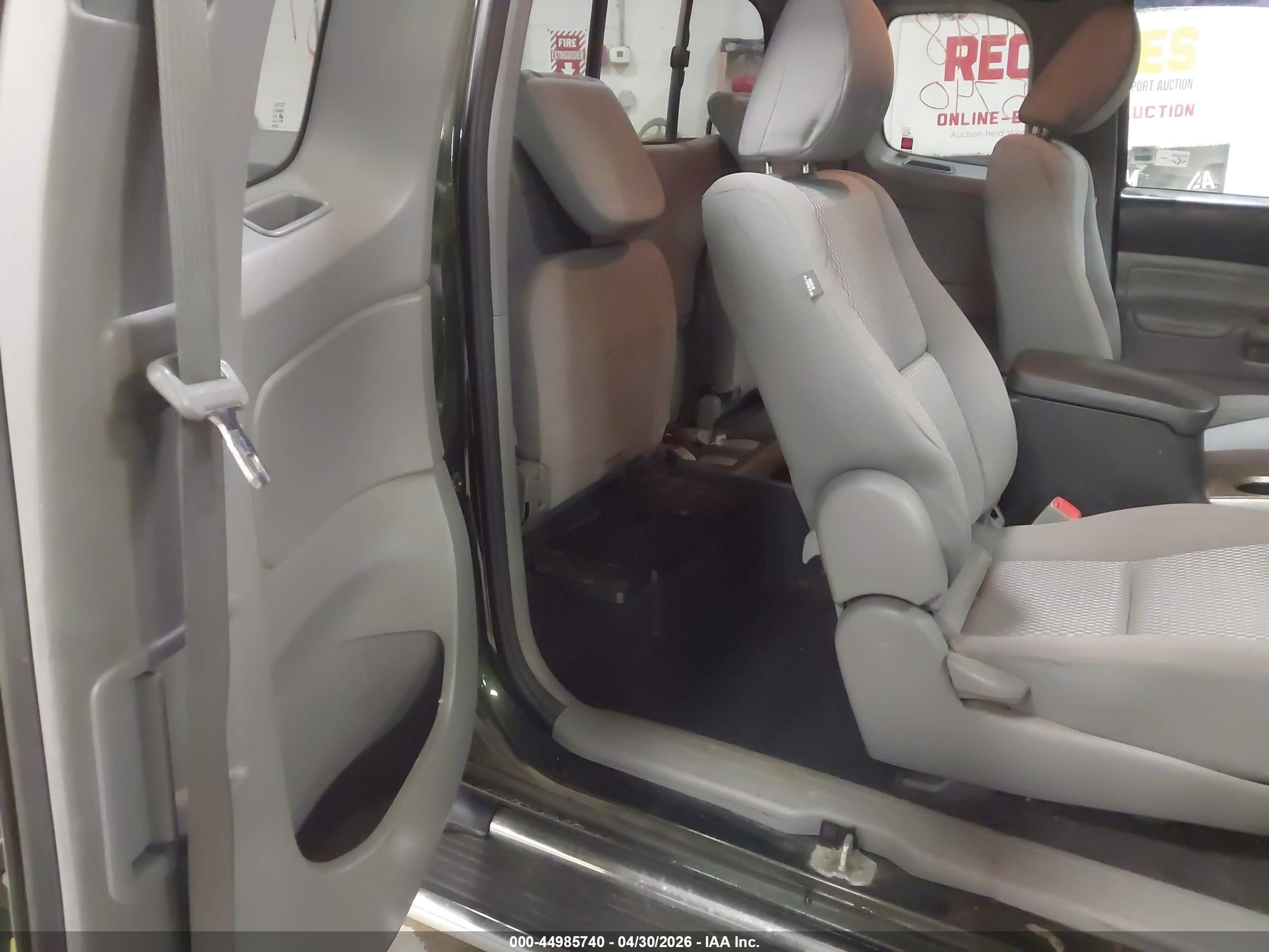2013 Toyota Tacoma Base V6 Green vin: 5TFUU4EN2DX057895