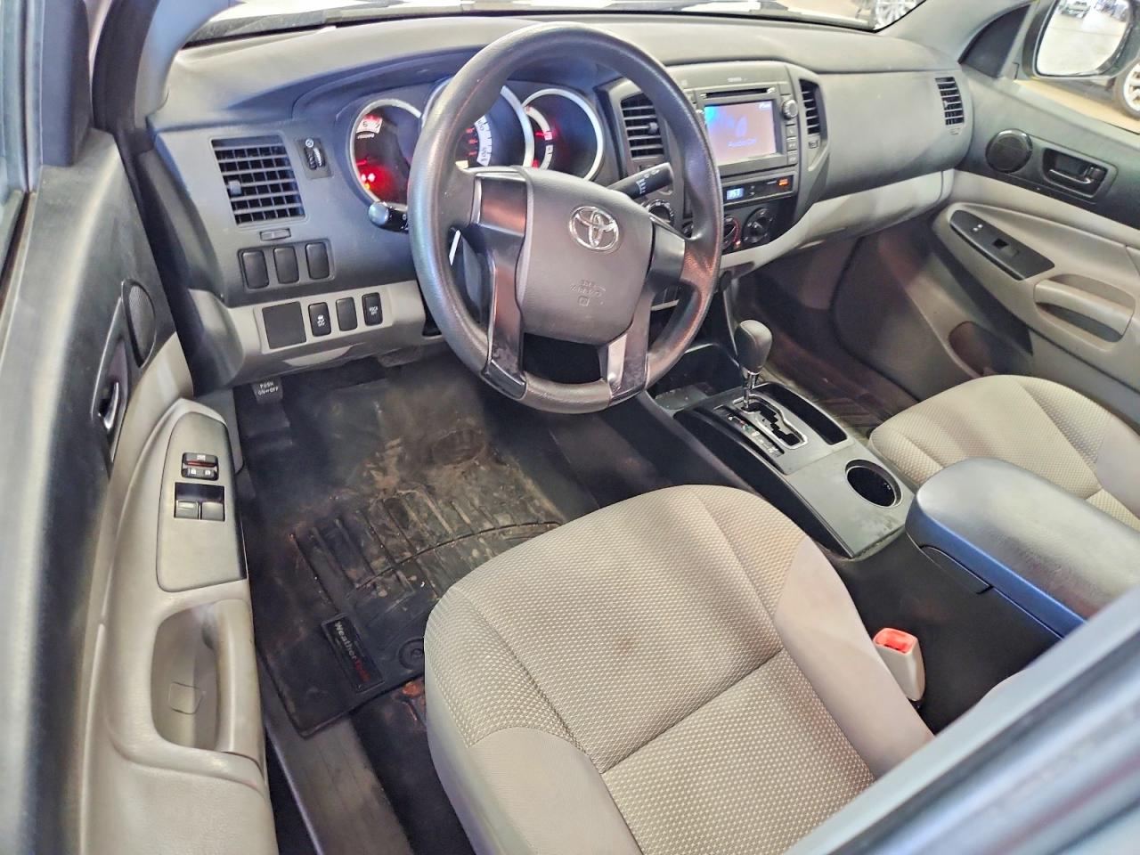 2013 Toyota Tacoma V6 Silver vin: 5TFUU4EN2DX082408