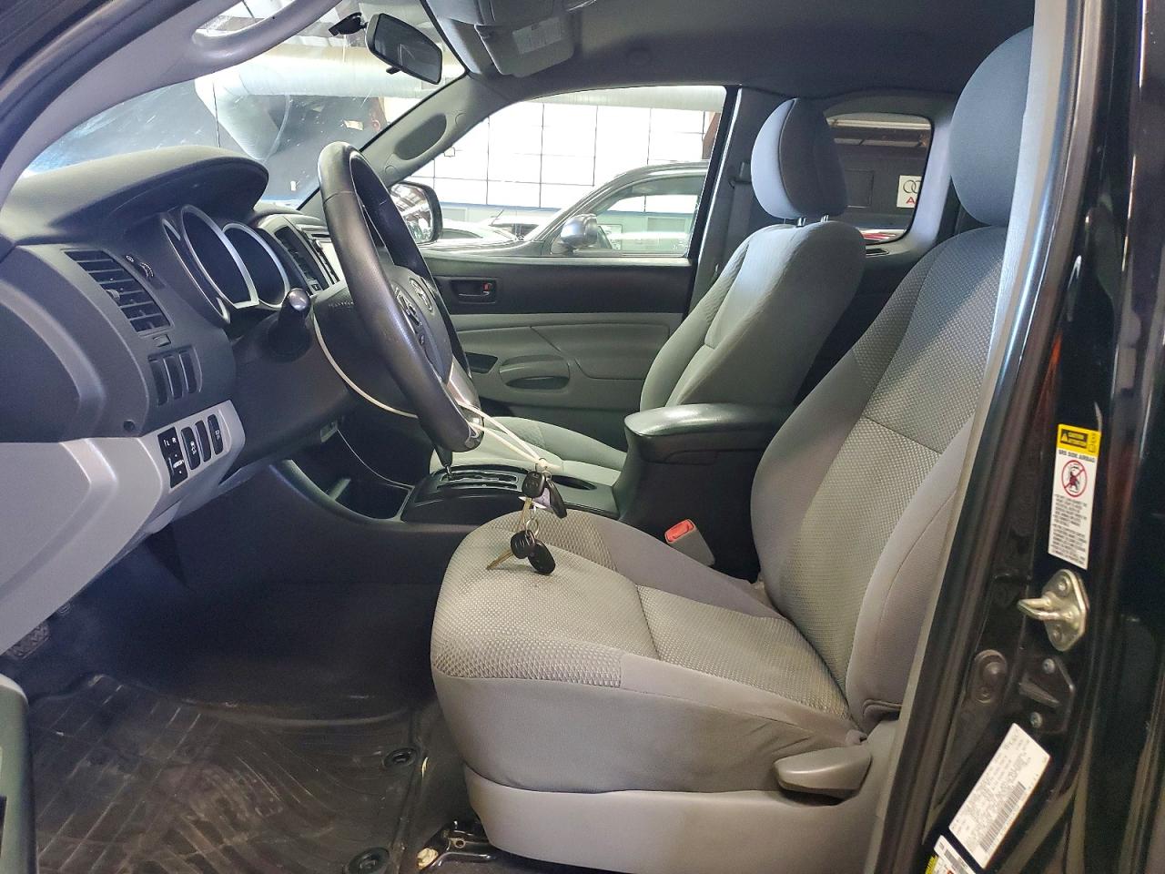 2015 Toyota Tacoma V6 Black vin: 5TFUU4EN2FX125065