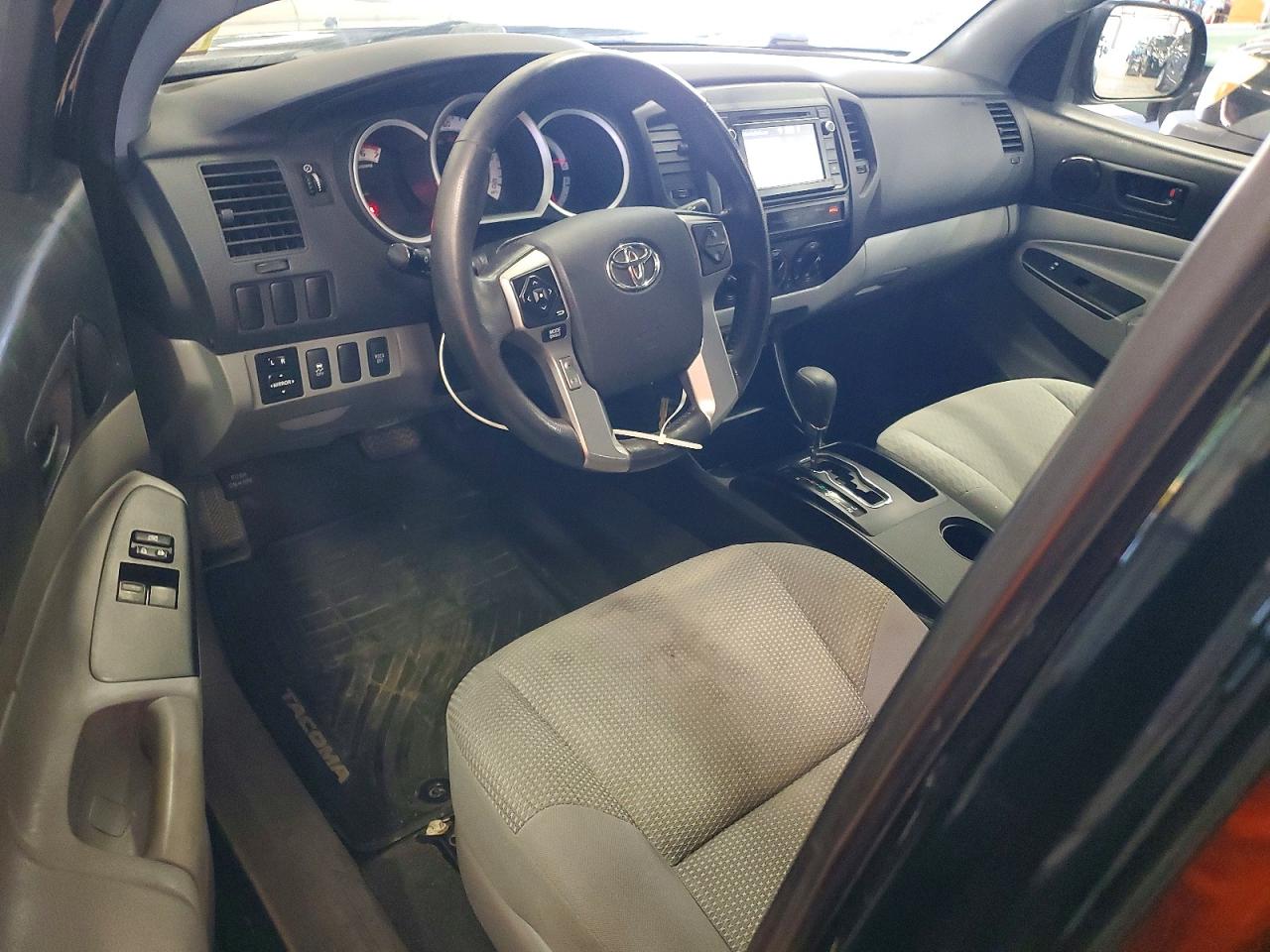 2015 Toyota Tacoma V6 Black vin: 5TFUU4EN2FX125065