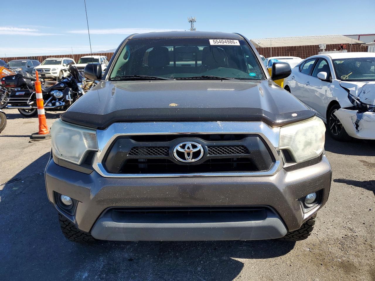 2015 Toyota Tacoma V6 Gray vin: 5TFUU4EN2FX141167
