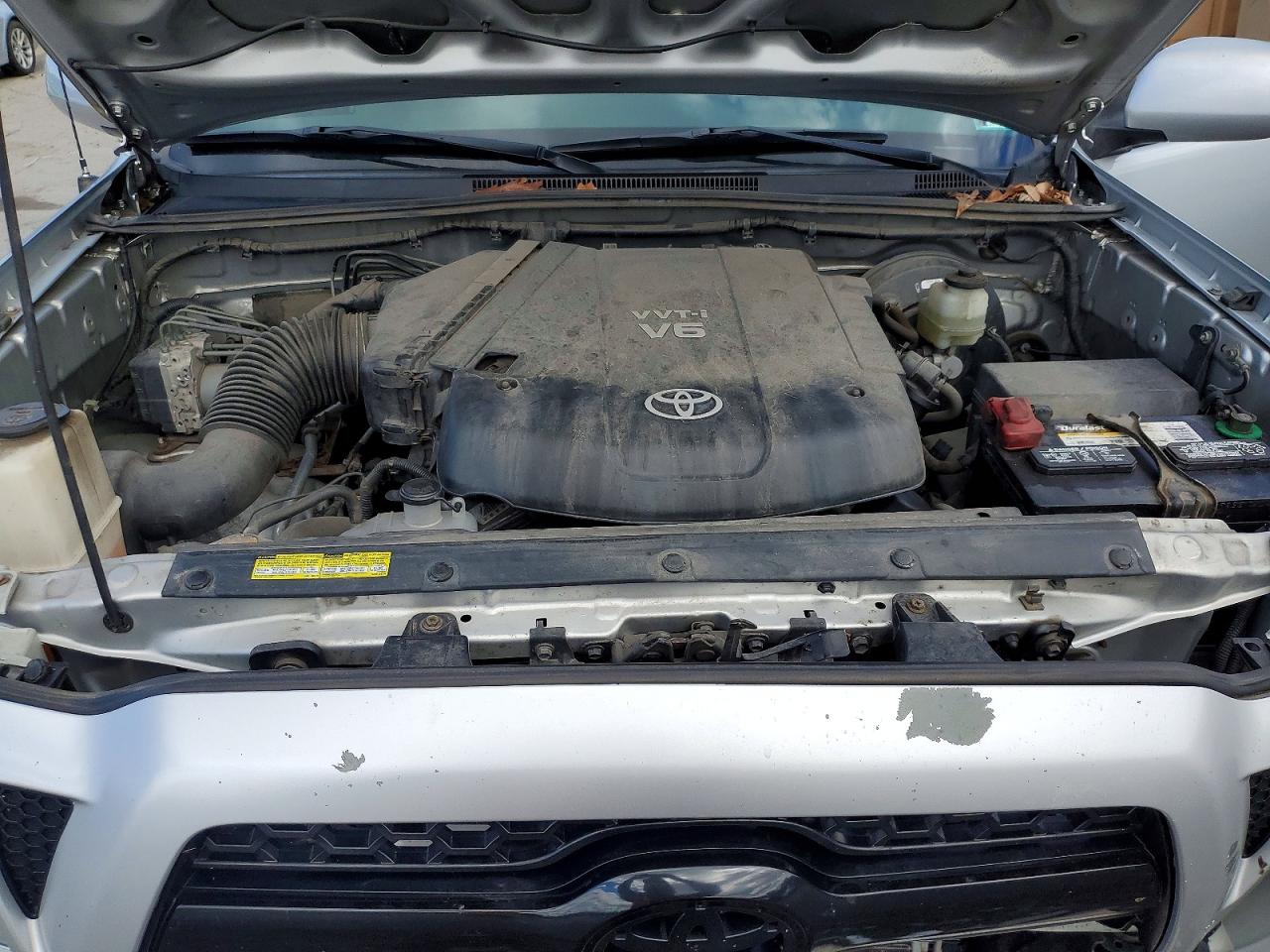 2011 Toyota Tacoma Access Cab Silver vin: 5TFUU4EN3BX014292