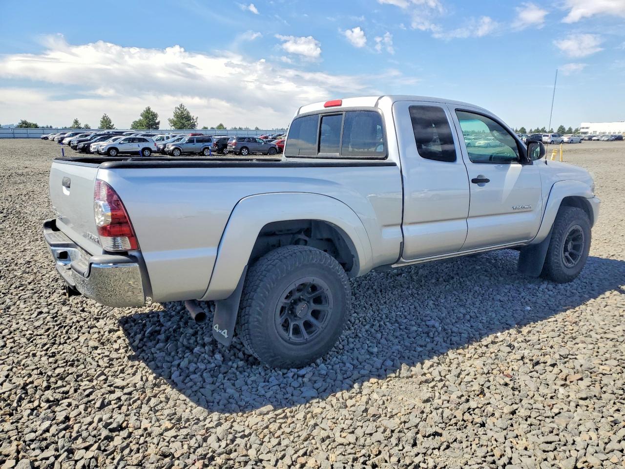 2013 Toyota Tacoma V6 Silver vin: 5TFUU4EN3DX080599
