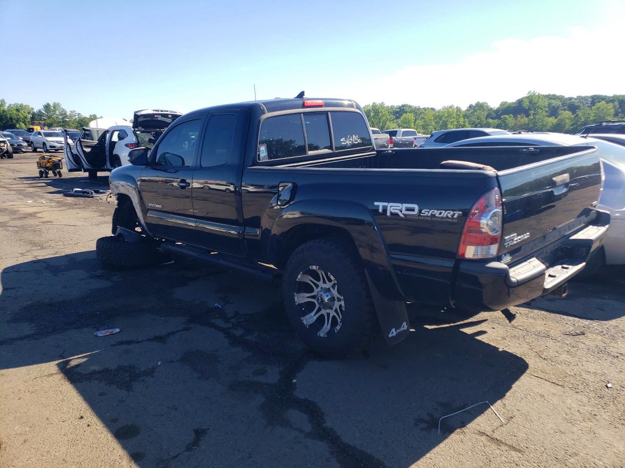 2015 Toyota Tacoma V6 Черный vin: 5TFUU4EN3FX132879