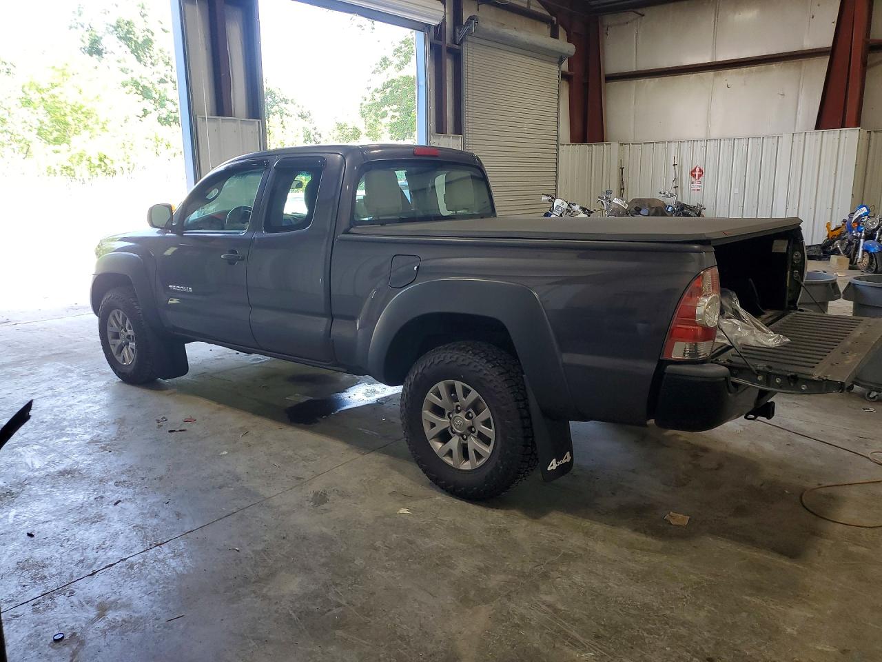 2011 Toyota Tacoma Access Cab Gray vin: 5TFUU4EN4BX018626