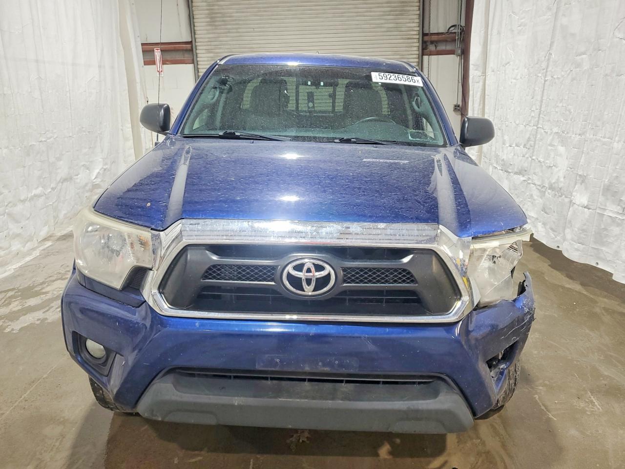 2015 Toyota Tacoma V6 Синий vin: 5TFUU4EN4FX138903