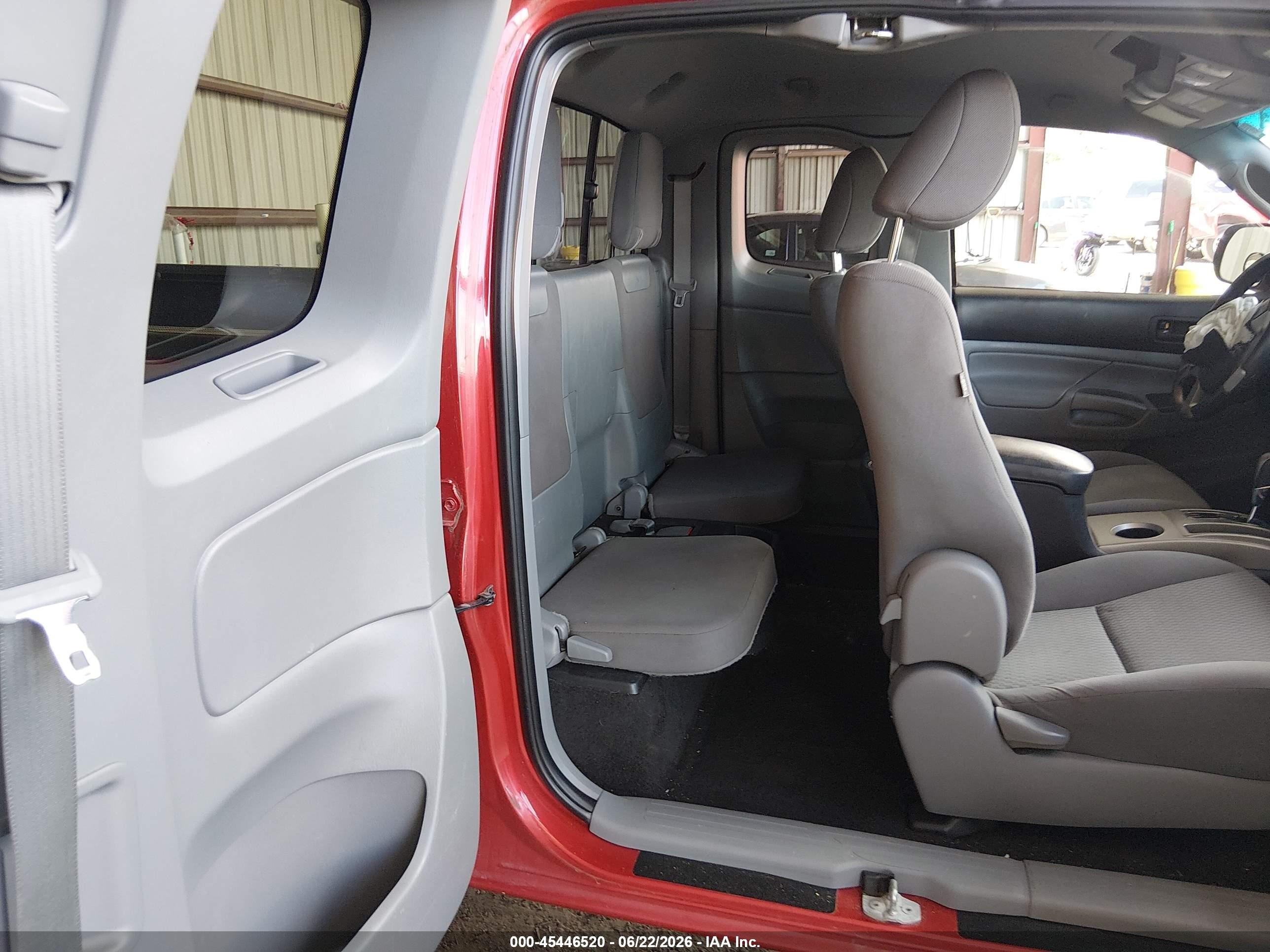 2013 Toyota Tacoma Base V6 Красный vin: 5TFUU4EN5DX075968
