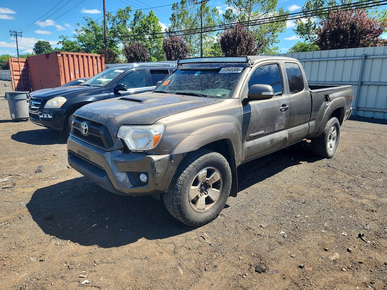 2014 Toyota Tacoma V6 Tan vin: 5TFUU4EN5EX088740