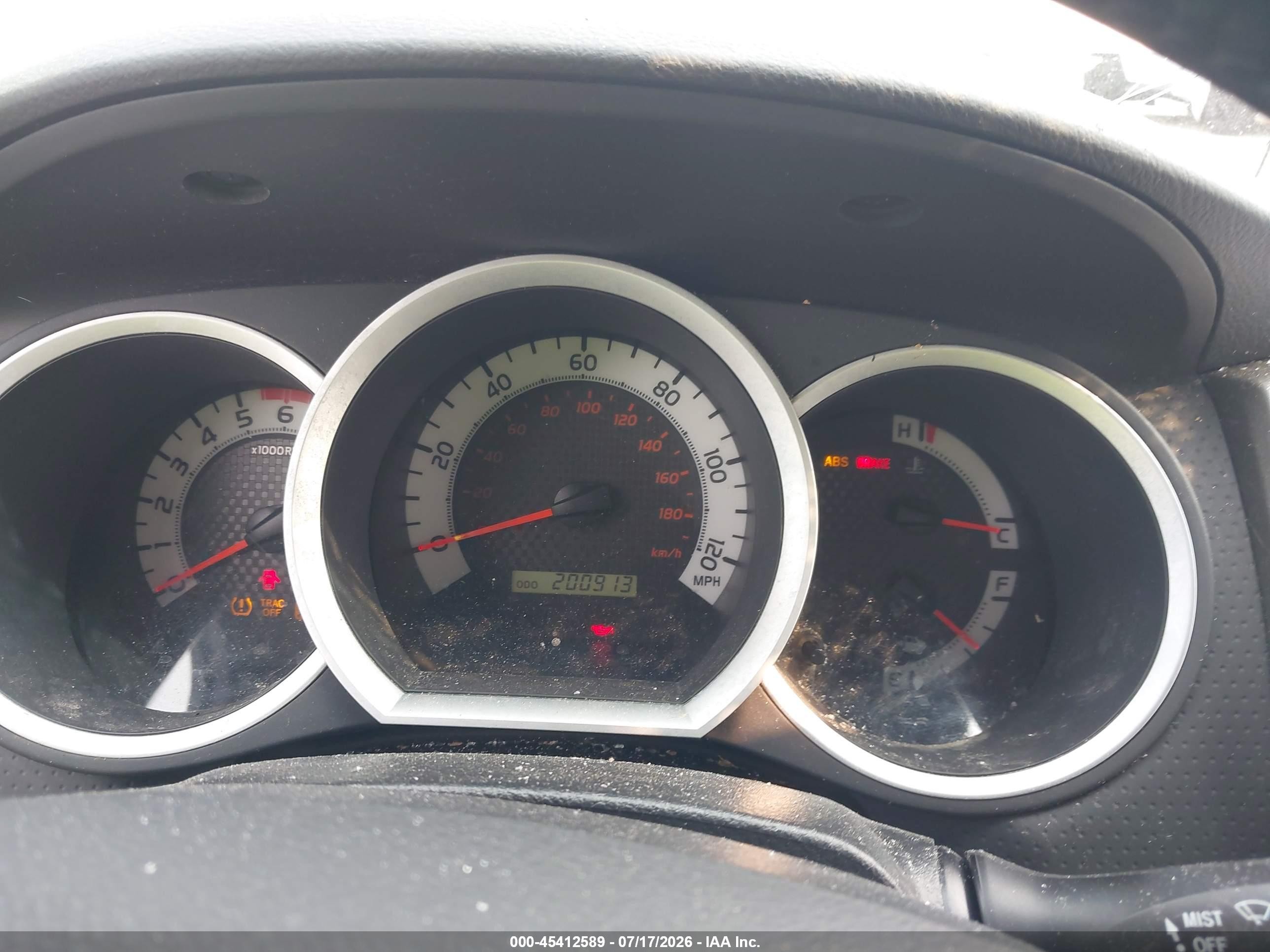 2015 Toyota Tacoma Base V6 White vin: 5TFUU4EN5FX126677