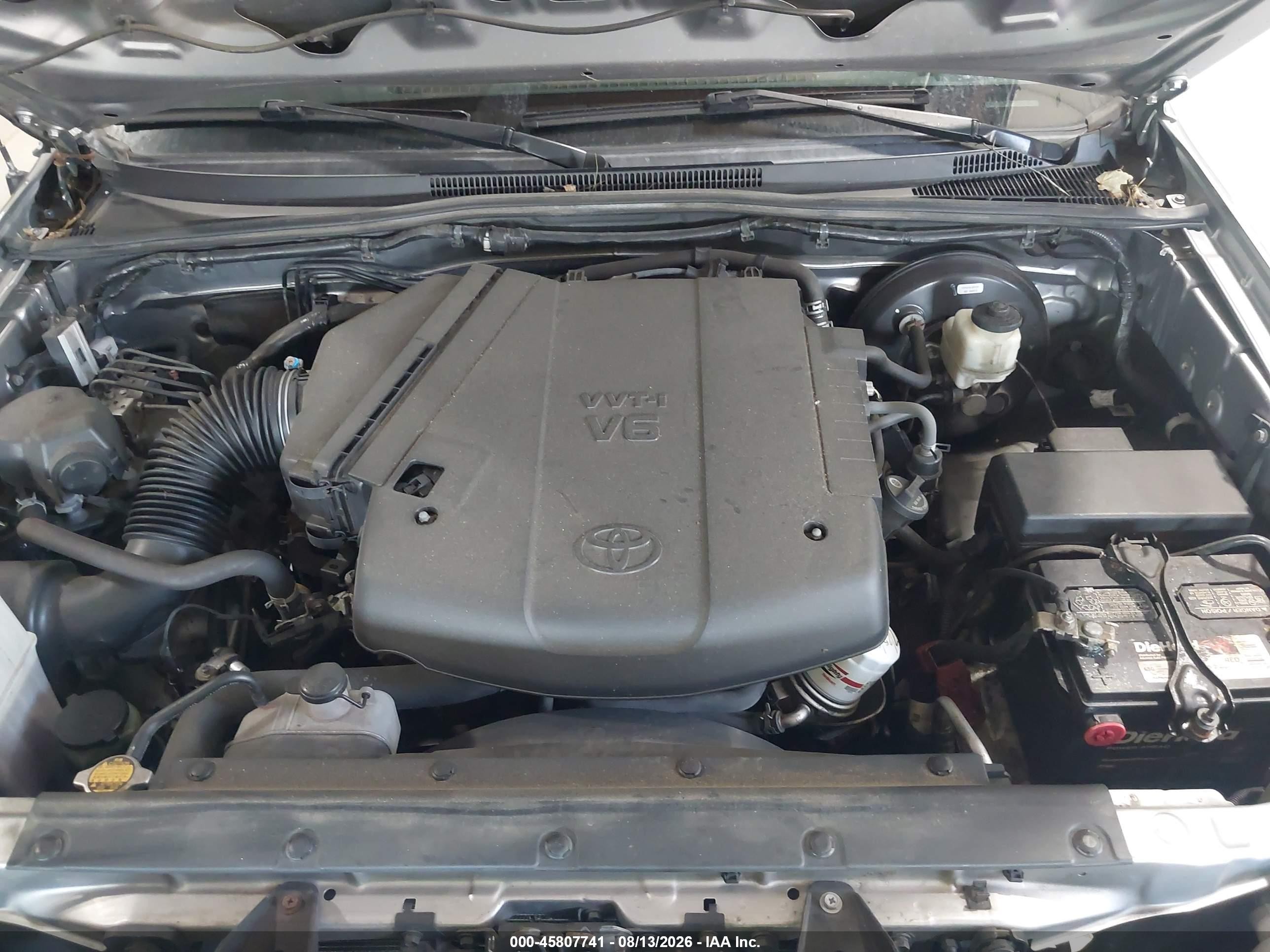 2015 Toyota Tacoma Base V6 Silver vin: 5TFUU4EN5FX135847