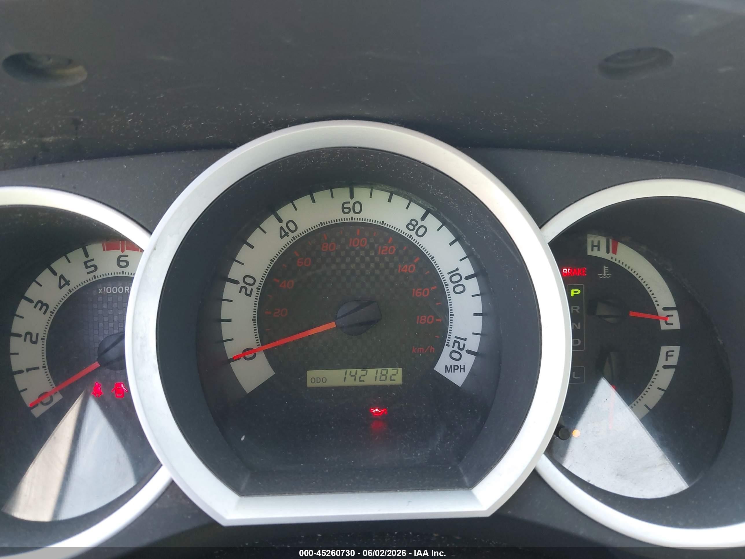 2015 Toyota Tacoma Base V6 Silver vin: 5TFUU4EN5FX136657
