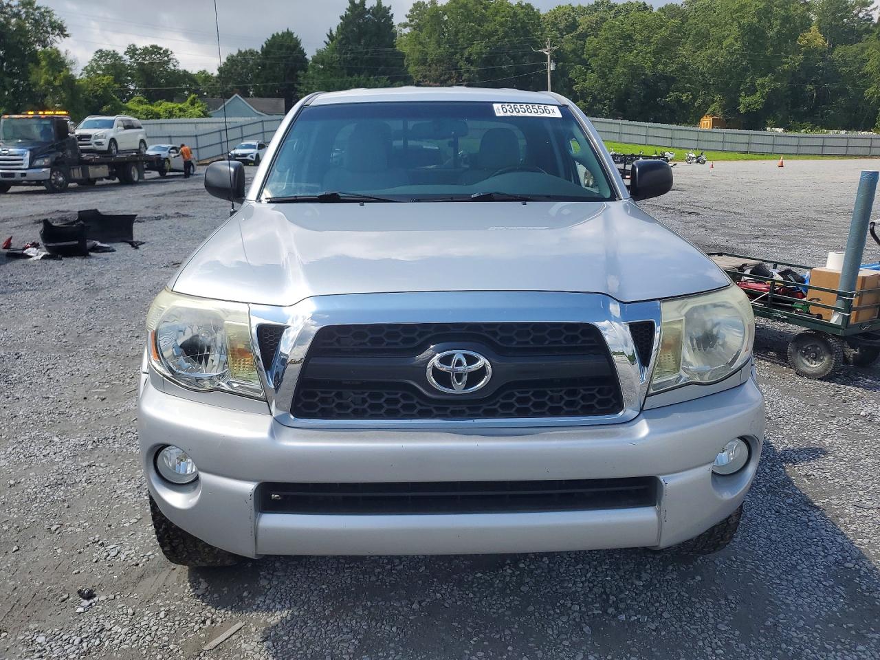 2011 Toyota Tacoma V6 Silver vin: 5TFUU4EN6BX010057