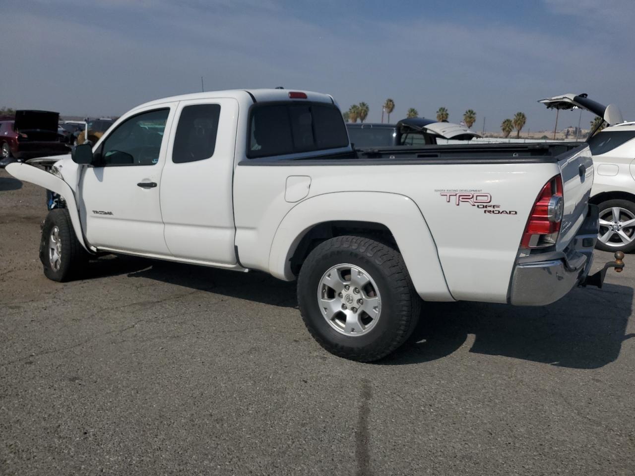 2011 Toyota Tacoma Access Cab White vin: 5TFUU4EN6BX010477