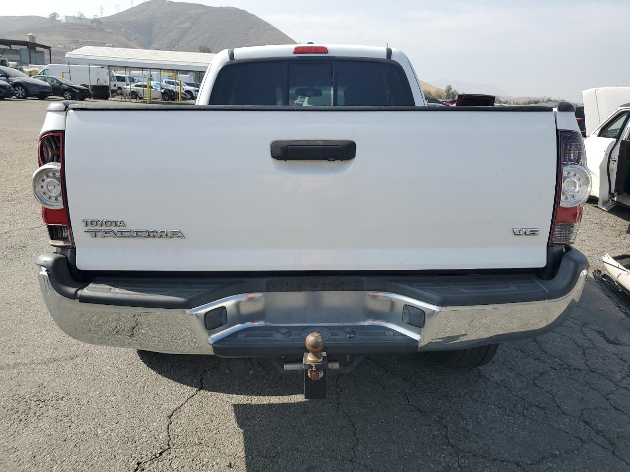 2011 Toyota Tacoma Access Cab White vin: 5TFUU4EN6BX010477