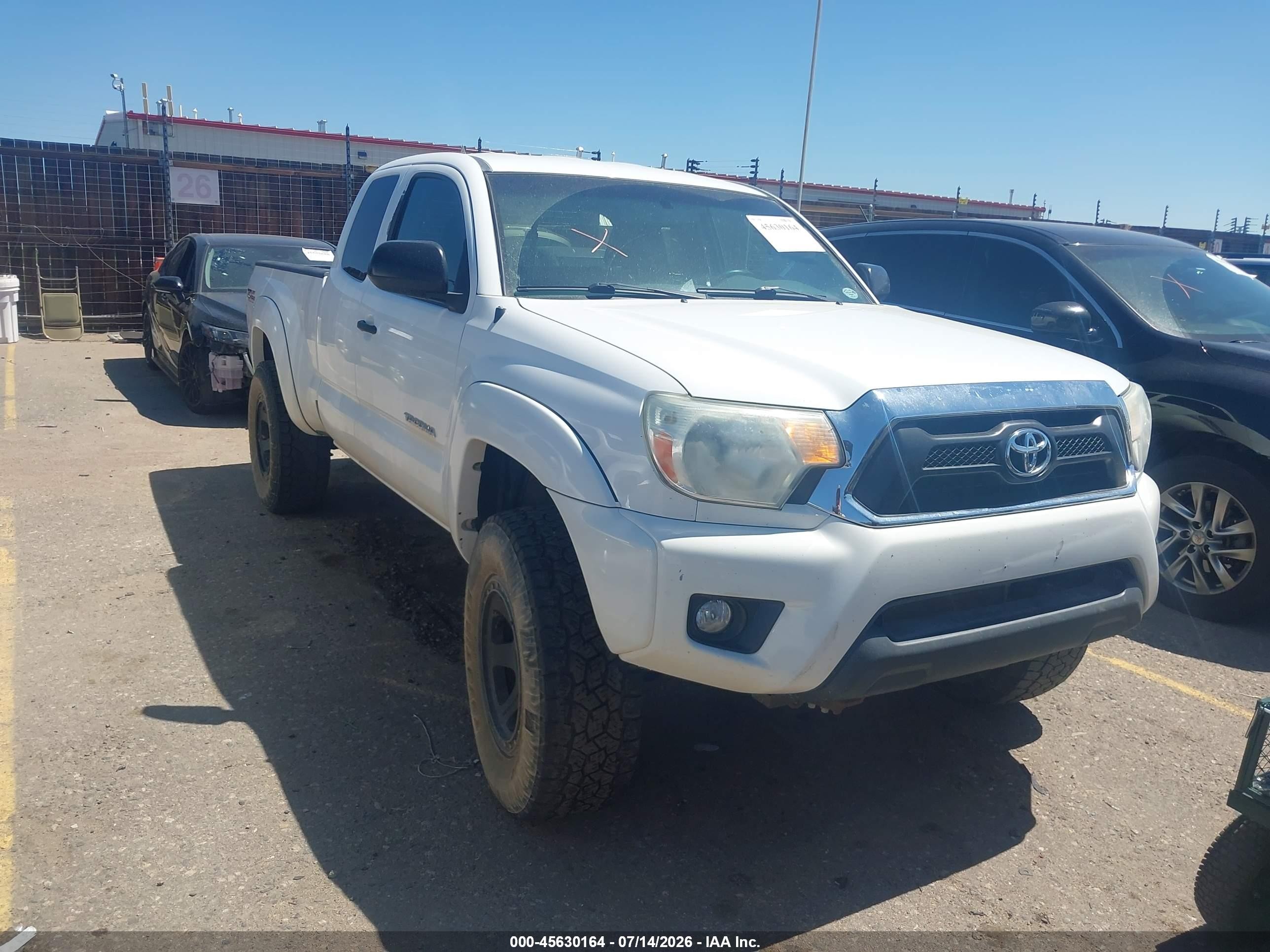2013 Toyota Tacoma Base V6 White vin: 5TFUU4EN6DX061948