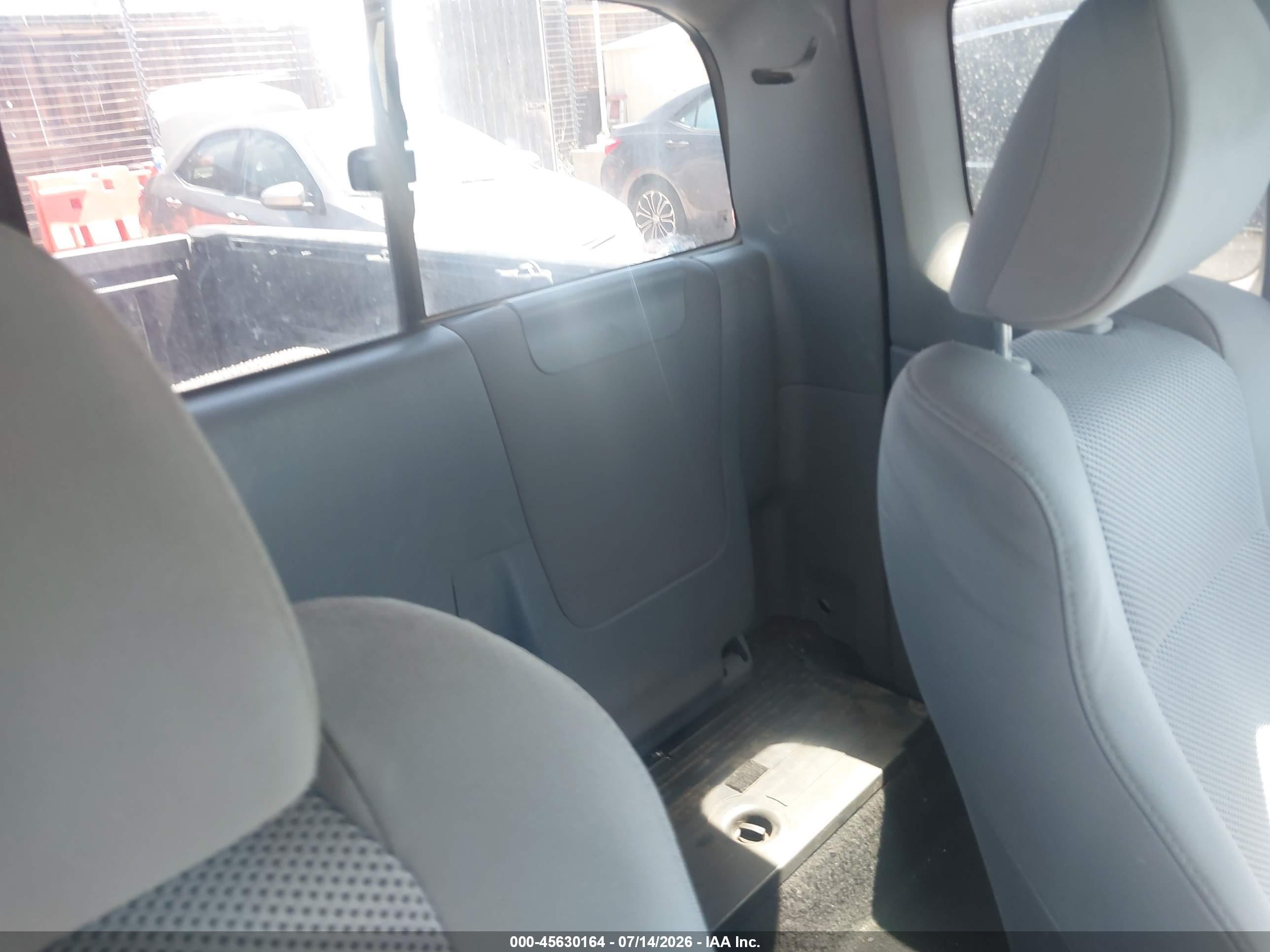 2013 Toyota Tacoma Base V6 White vin: 5TFUU4EN6DX061948