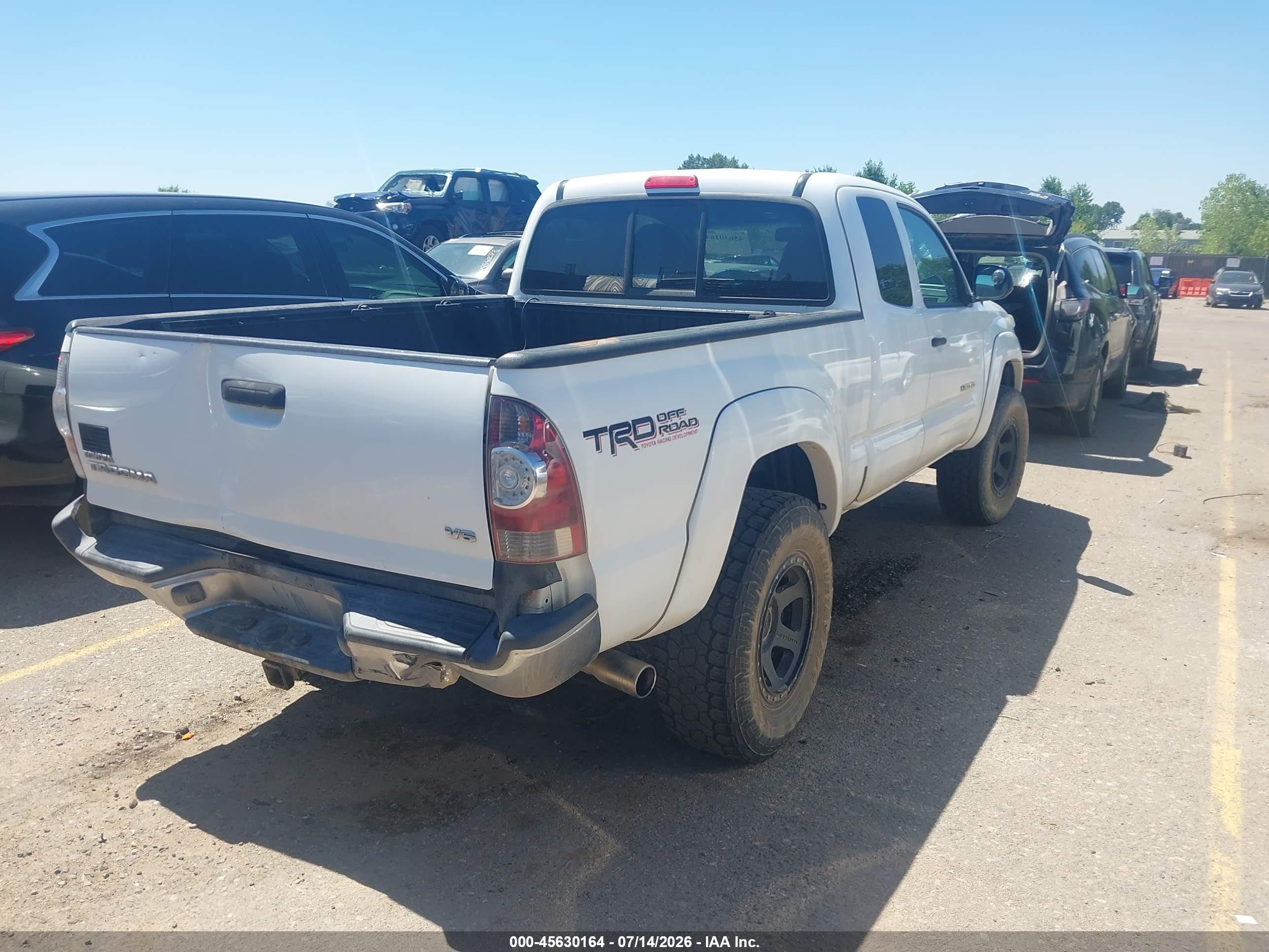2013 Toyota Tacoma Base V6 White vin: 5TFUU4EN6DX061948