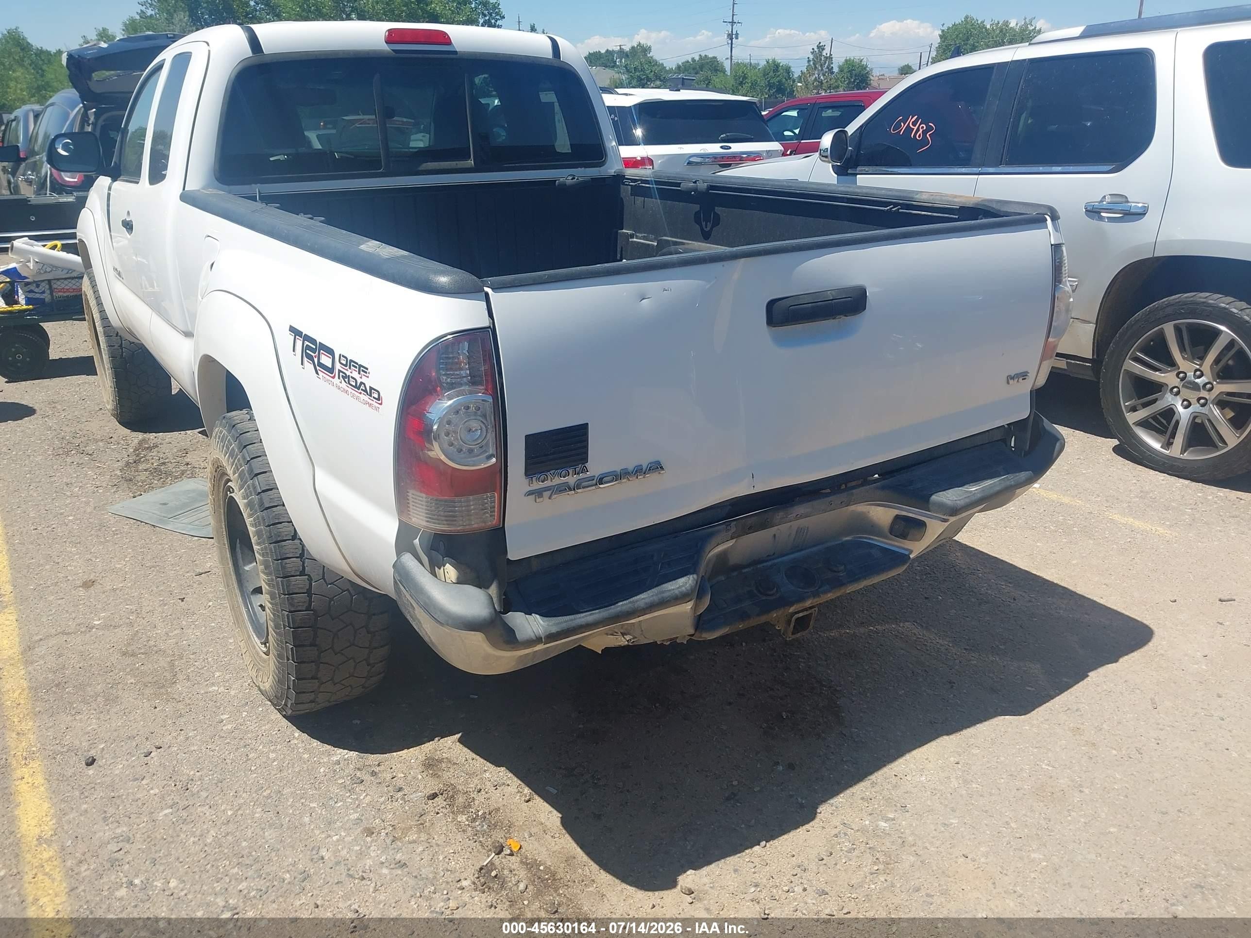 2013 Toyota Tacoma Base V6 White vin: 5TFUU4EN6DX061948