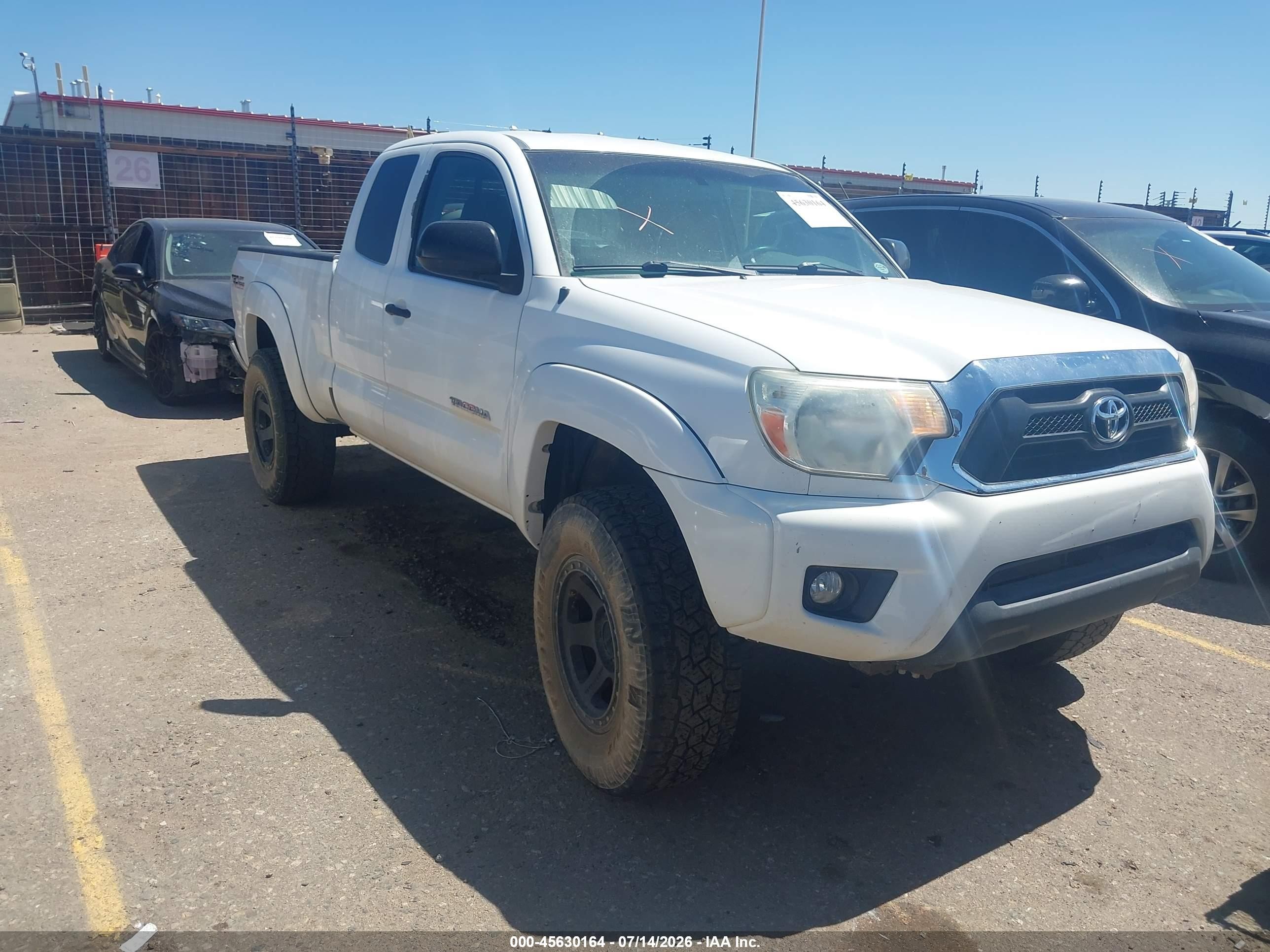 2013 Toyota Tacoma Base V6 White vin: 5TFUU4EN6DX061948