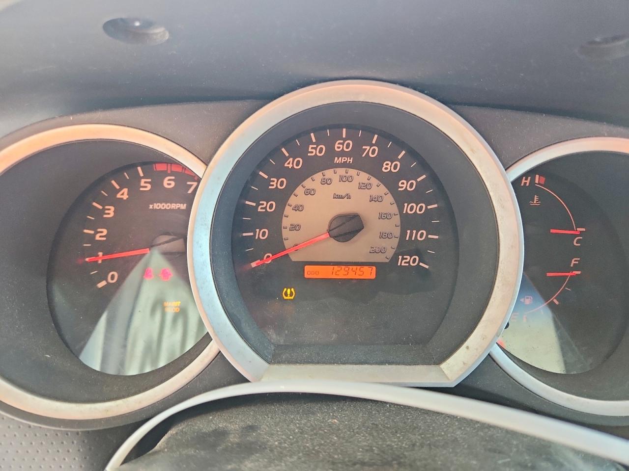 2011 Toyota Tacoma Access Cab Silver vin: 5TFUU4EN7BX001240