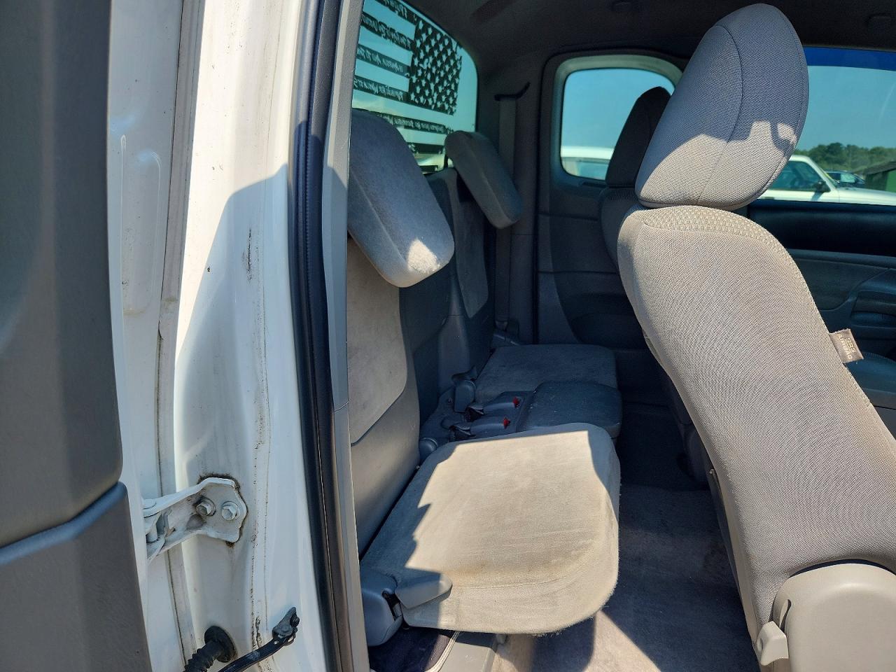 2011 Toyota Tacoma V6 Белый vin: 5TFUU4EN7BX005191