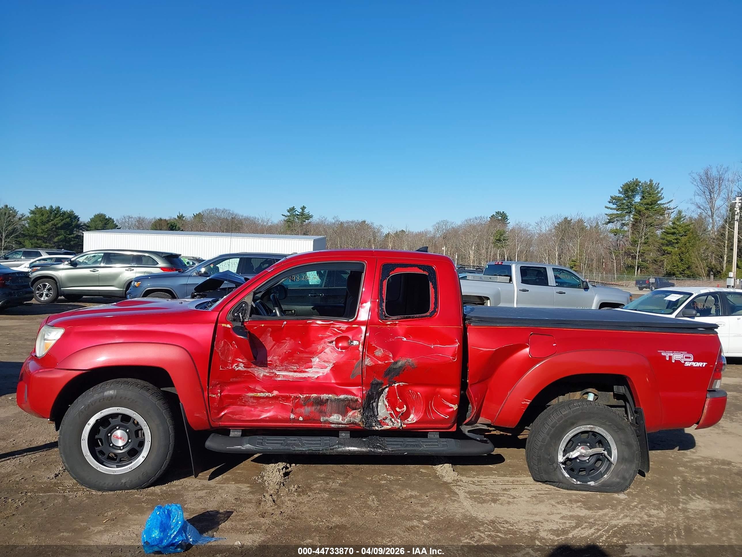 2012 Toyota Tacoma Base V6 Красный vin: 5TFUU4EN7CX036698