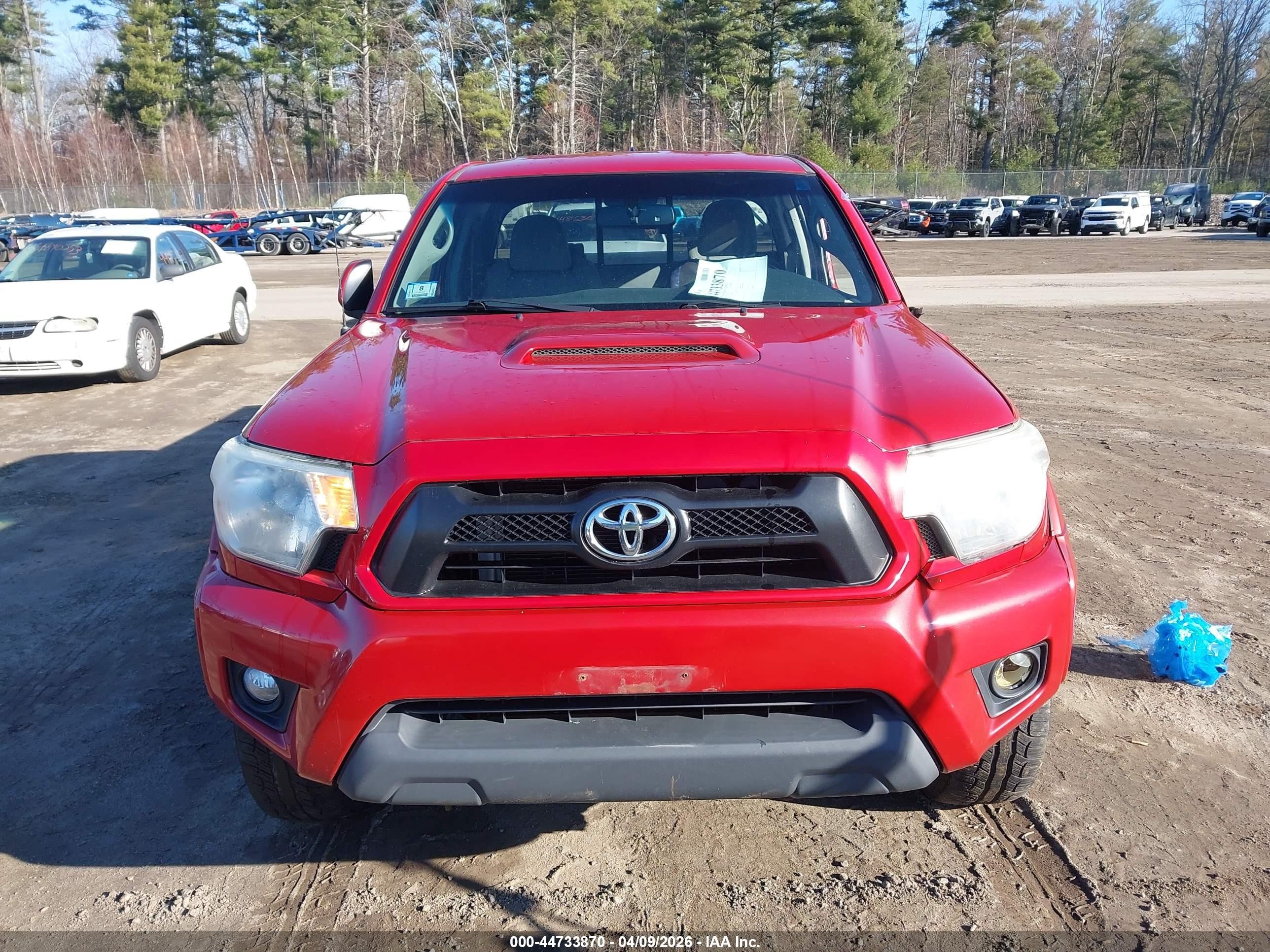 2012 Toyota Tacoma Base V6 Красный vin: 5TFUU4EN7CX036698