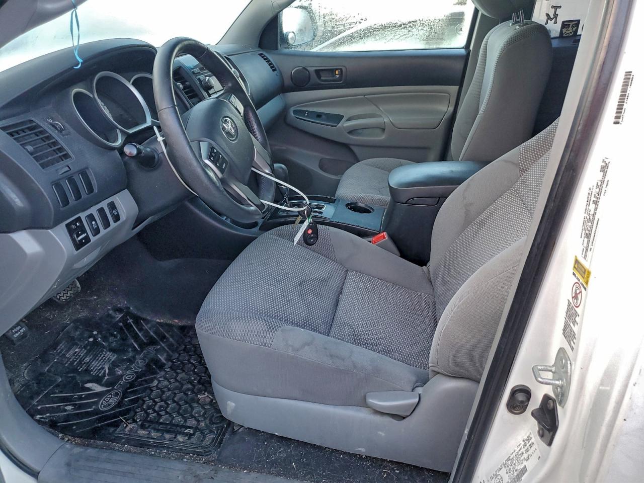 2012 Toyota Tacoma White vin: 5TFUU4EN7CX036832