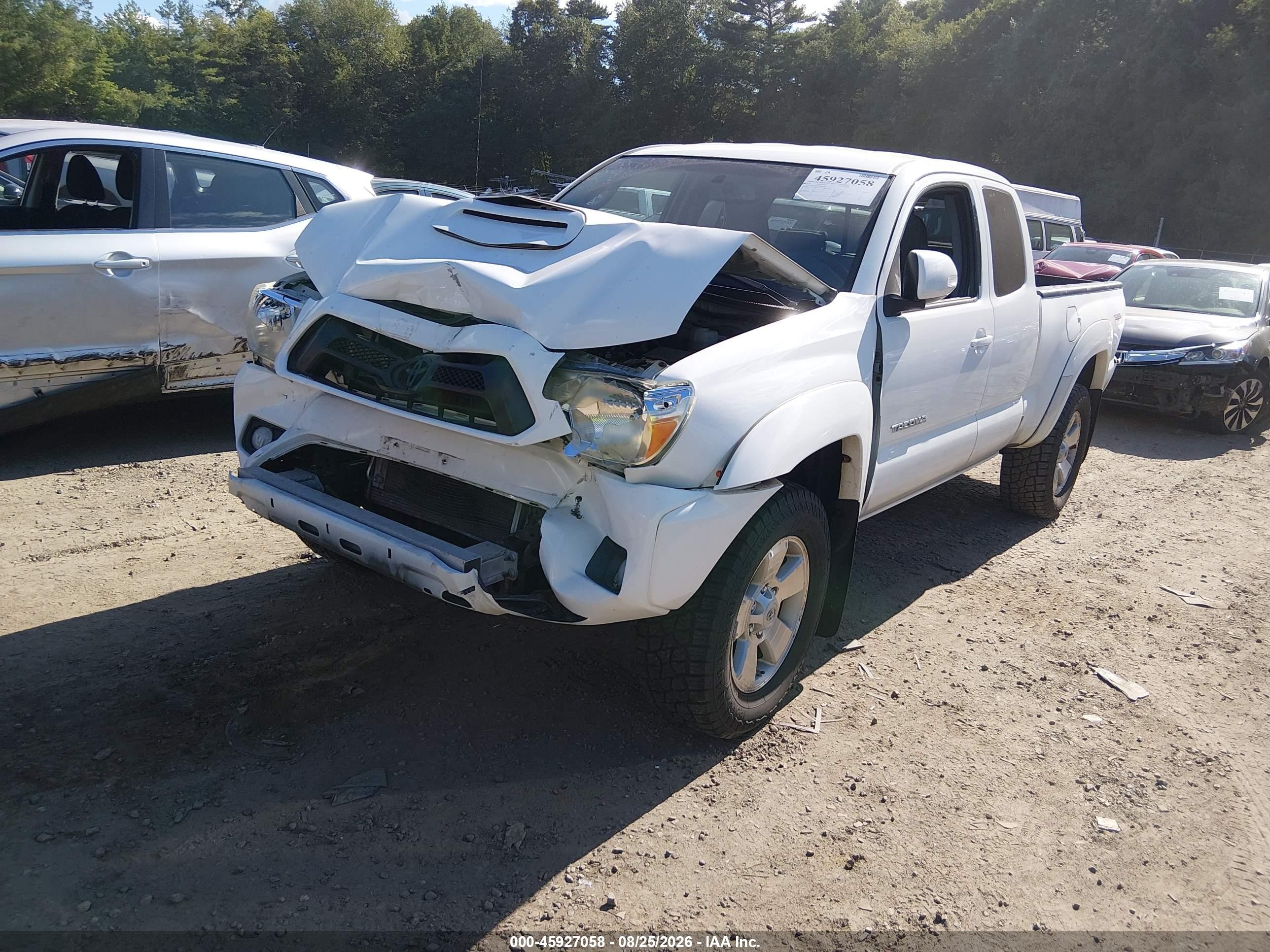 2013 Toyota Tacoma Base V6 White vin: 5TFUU4EN7DX082288