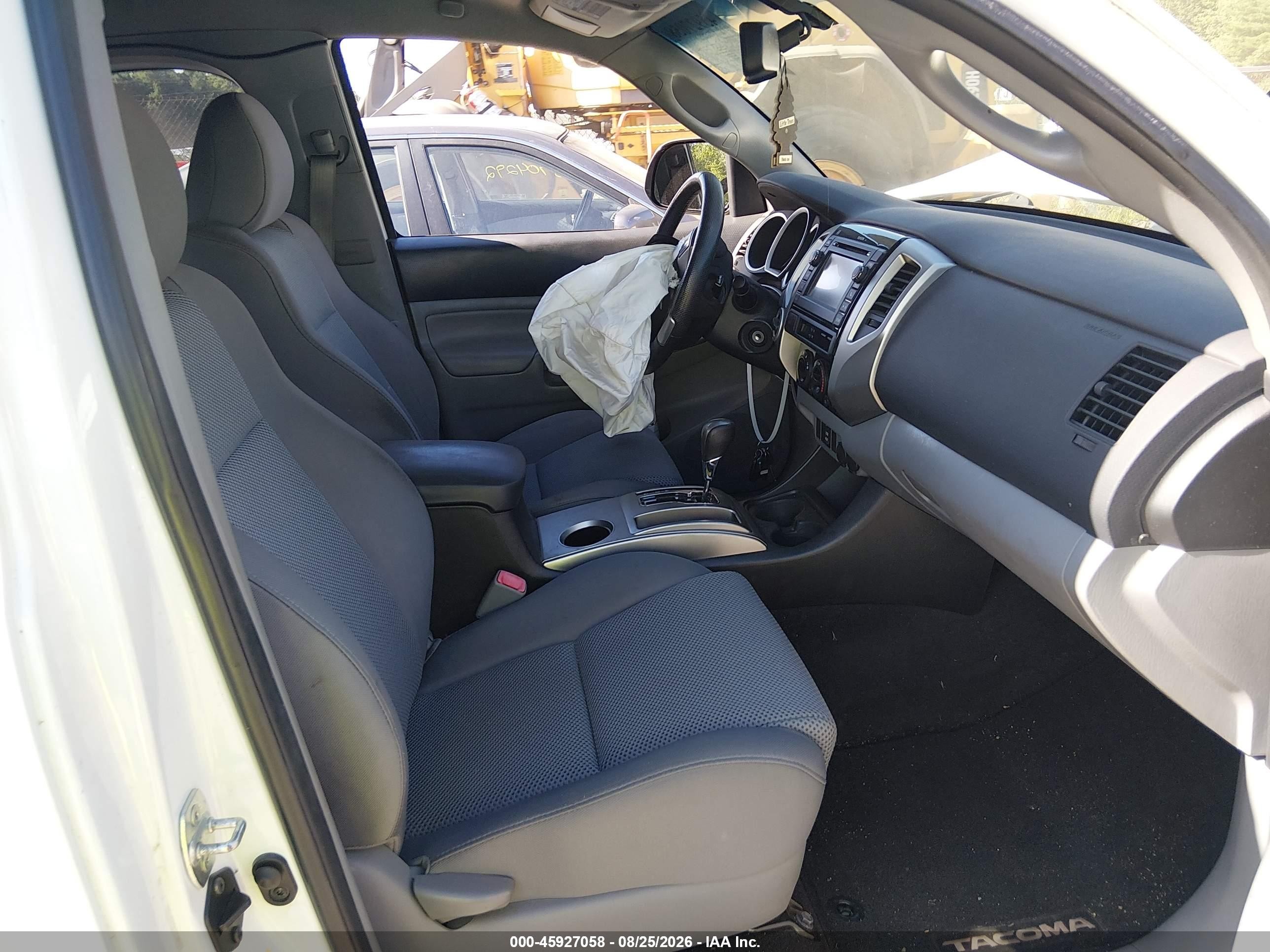 2013 Toyota Tacoma Base V6 White vin: 5TFUU4EN7DX082288