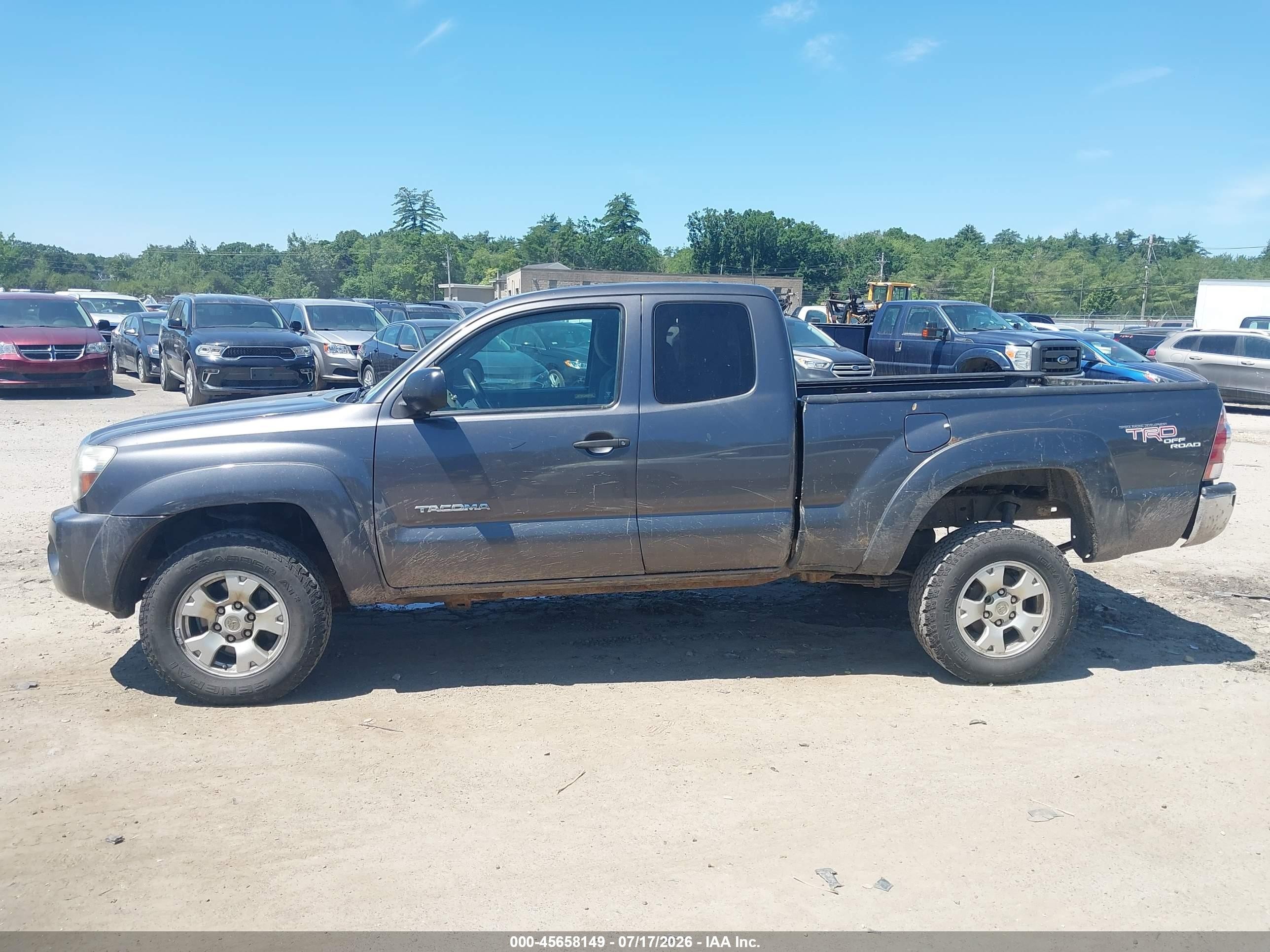 2011 Toyota Tacoma Base V6 Gray vin: 5TFUU4EN8BX003059