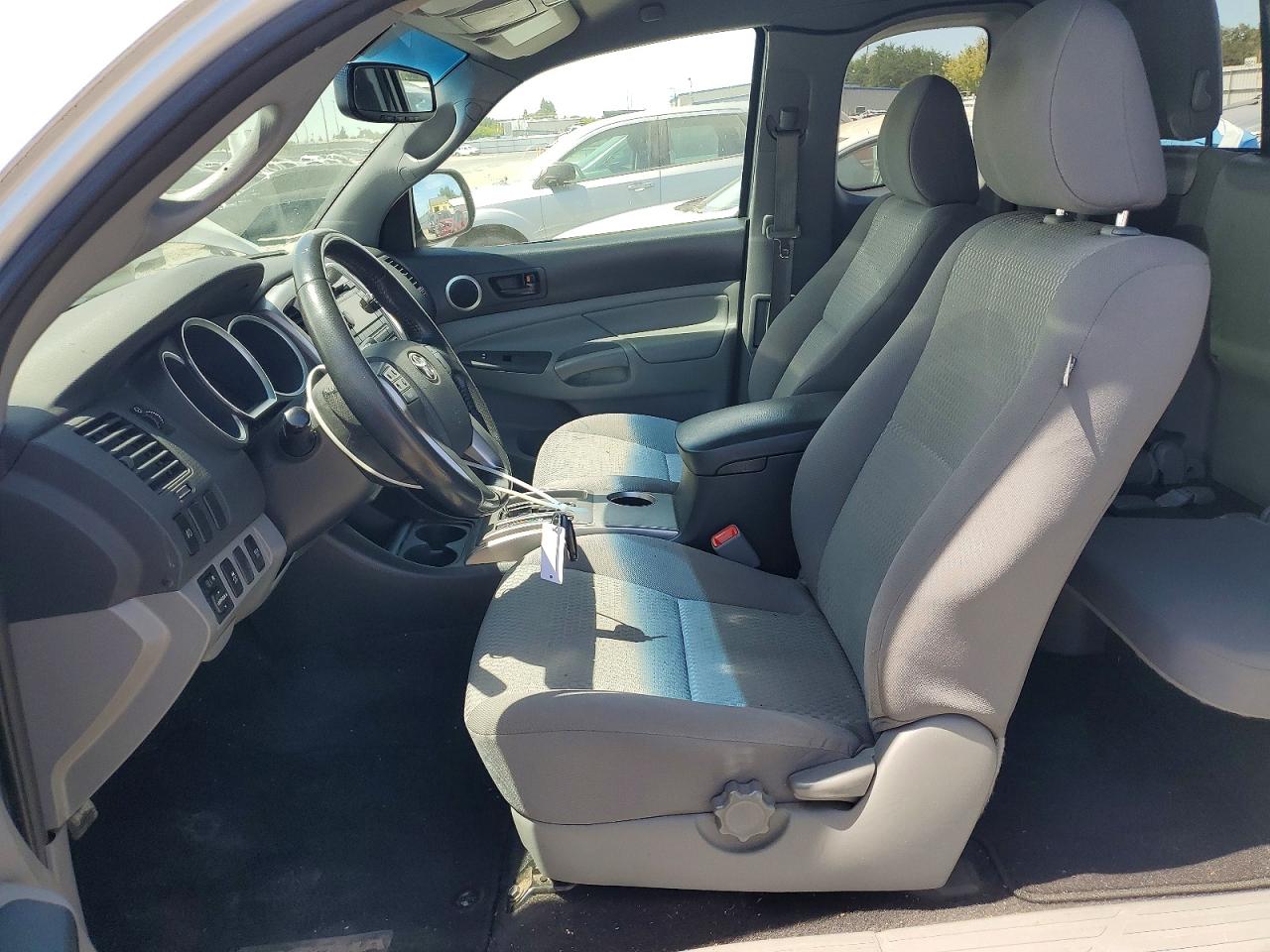 2012 Toyota Tacoma V6 Silver vin: 5TFUU4EN8CX037892