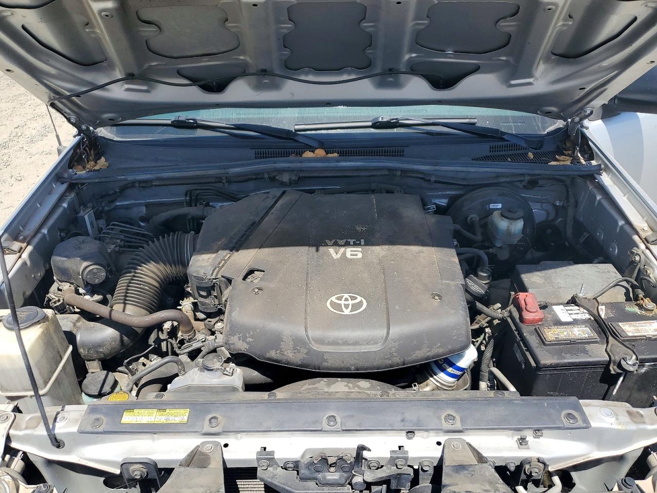 2012 Toyota Tacoma V6 Silver vin: 5TFUU4EN8CX037892