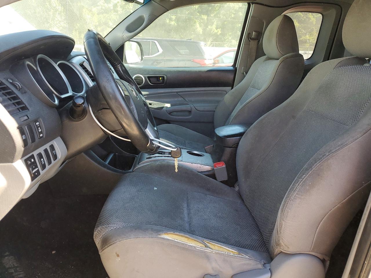 2013 Toyota Tacoma V6 Silver vin: 5TFUU4EN8DX048831
