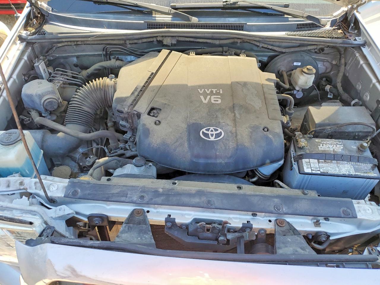 2013 Toyota Tacoma V6 Silver vin: 5TFUU4EN8DX048831