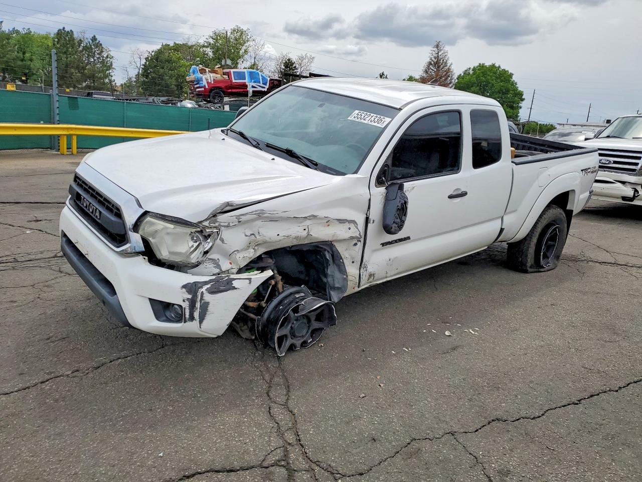 2014 Toyota Tacoma V6 White vin: 5TFUU4EN8EX104848