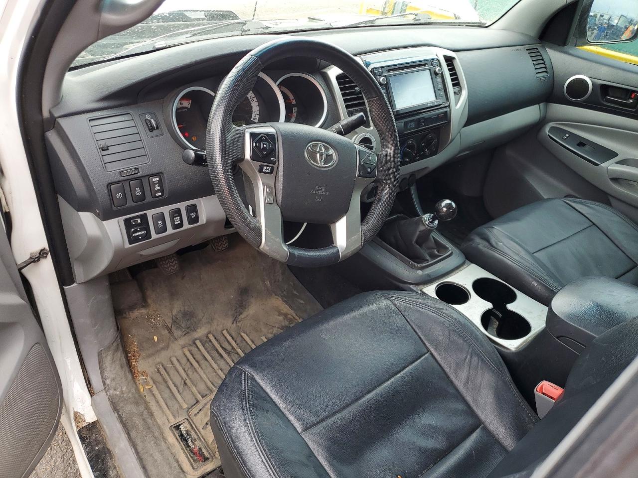 2014 Toyota Tacoma V6 White vin: 5TFUU4EN8EX104848
