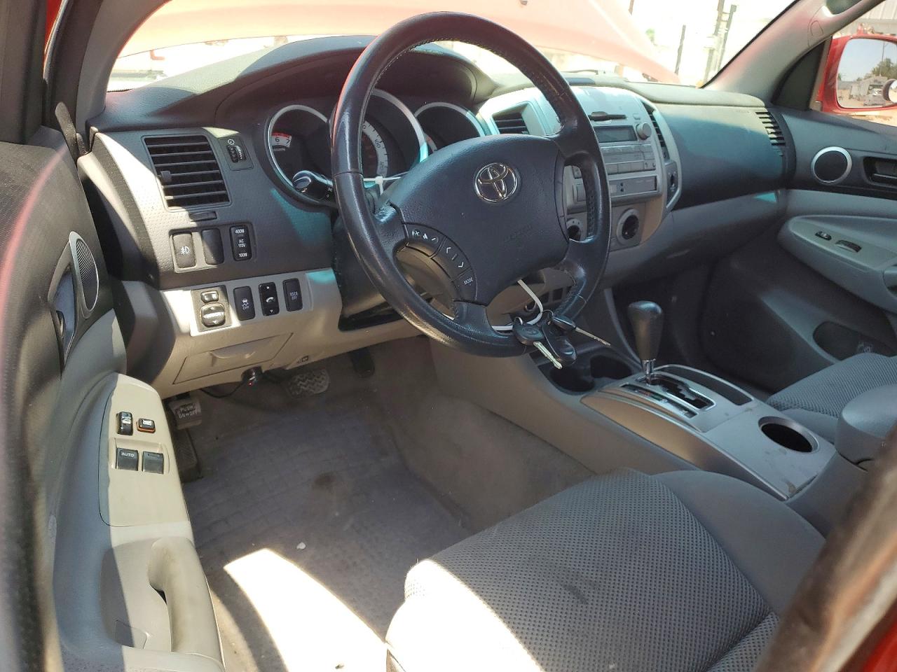 2011 Toyota Tacoma Access Cab Red vin: 5TFUU4EN9BX014622