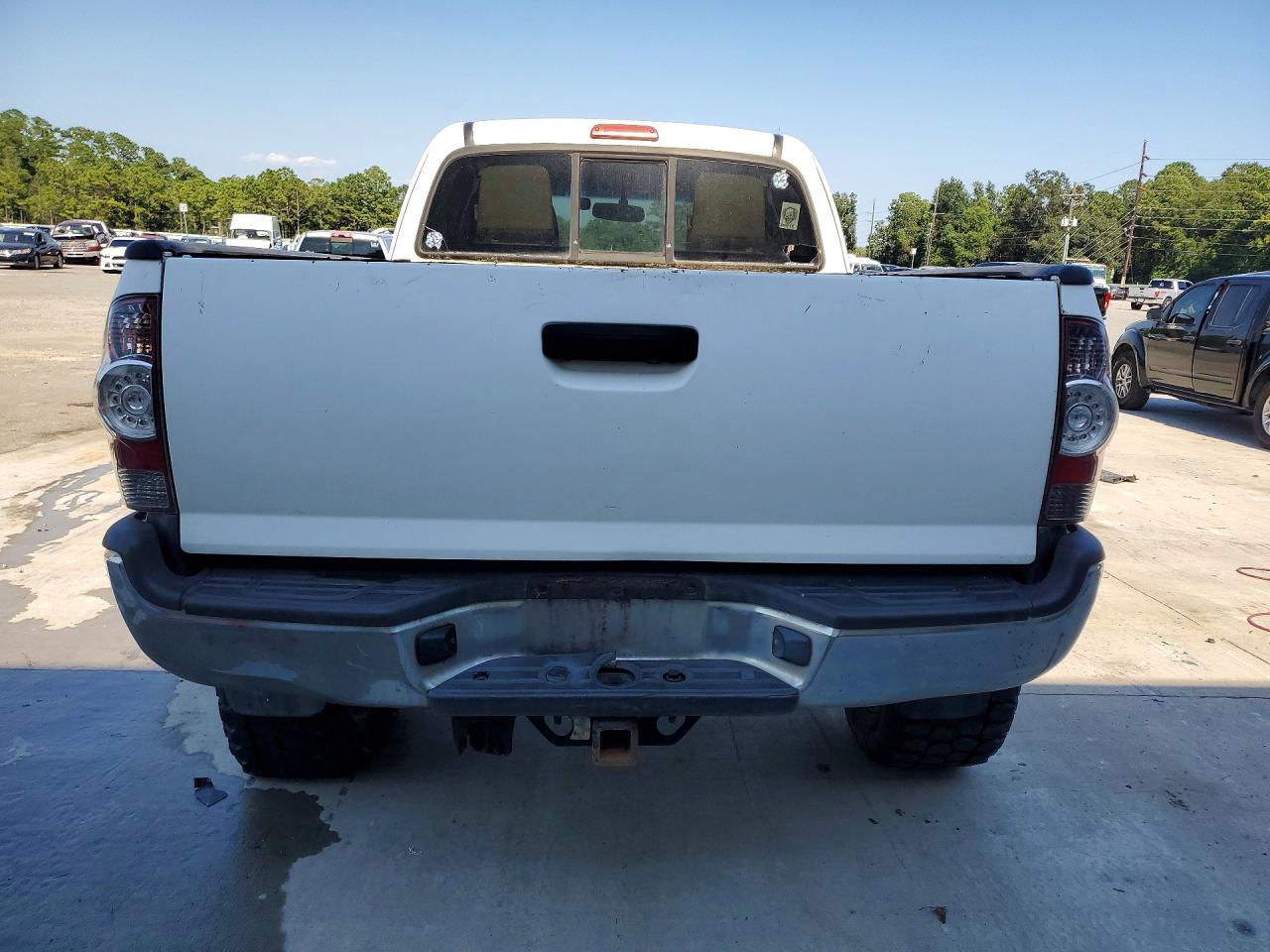 2012 Toyota Tacoma V6 White vin: 5TFUU4EN9CX022852
