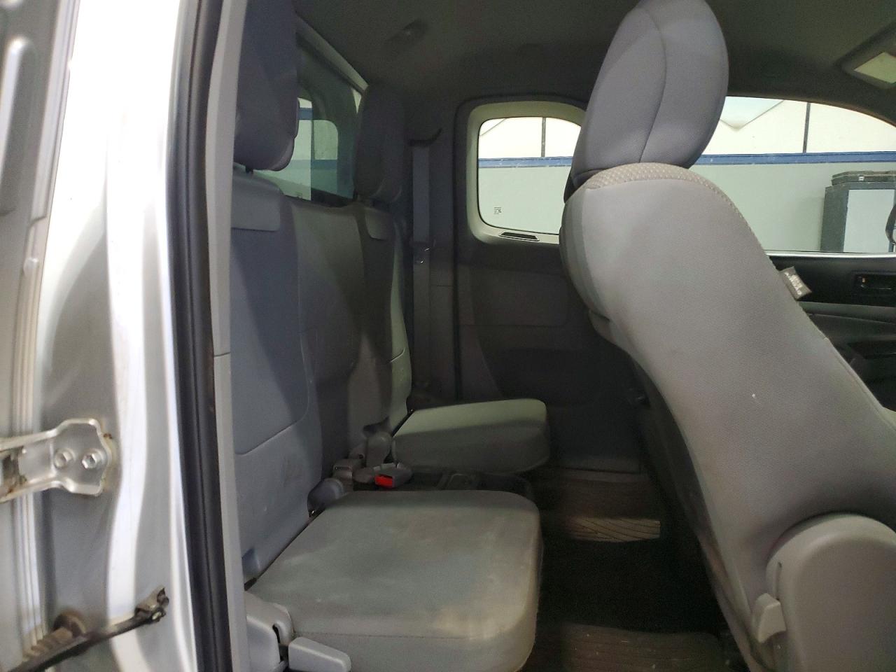 2013 Toyota Tacoma V6 Silver vin: 5TFUU4EN9DX054086