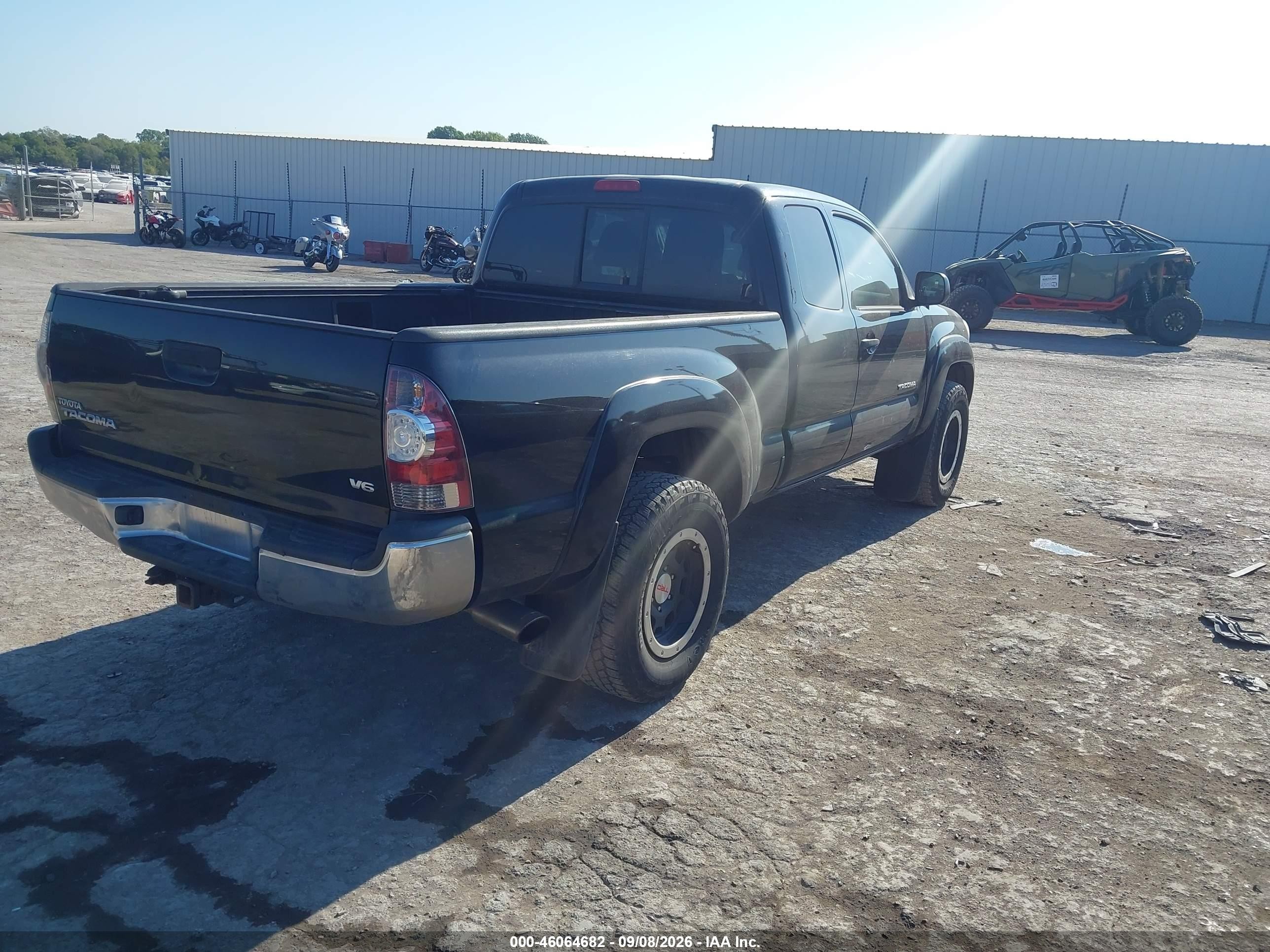 2011 Toyota Tacoma Base V6 Черный vin: 5TFUU4ENXBX021367