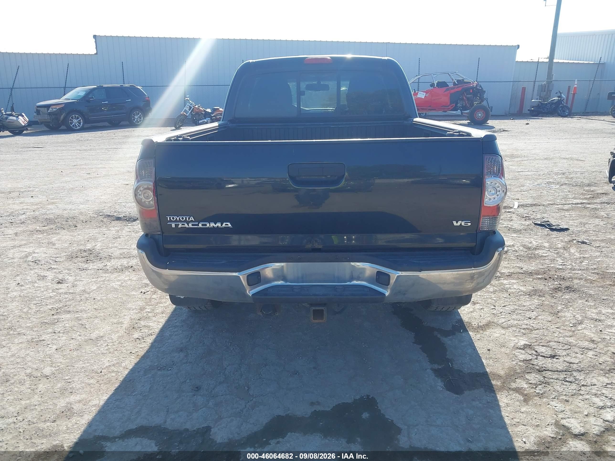 2011 Toyota Tacoma Base V6 Черный vin: 5TFUU4ENXBX021367