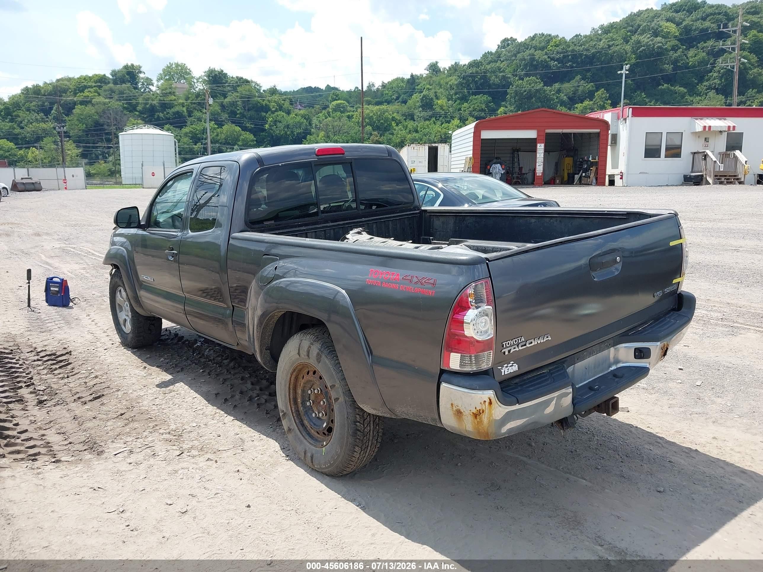 2013 Toyota Tacoma Base V6 Gray vin: 5TFUU4ENXDX077036