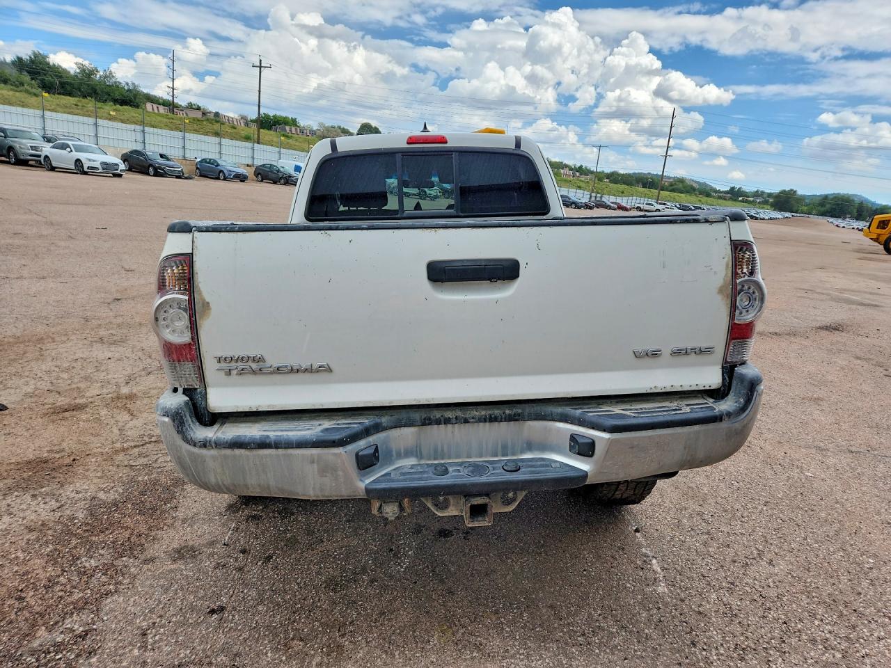 2015 Toyota Tacoma V6 White vin: 5TFUU4ENXFX140171