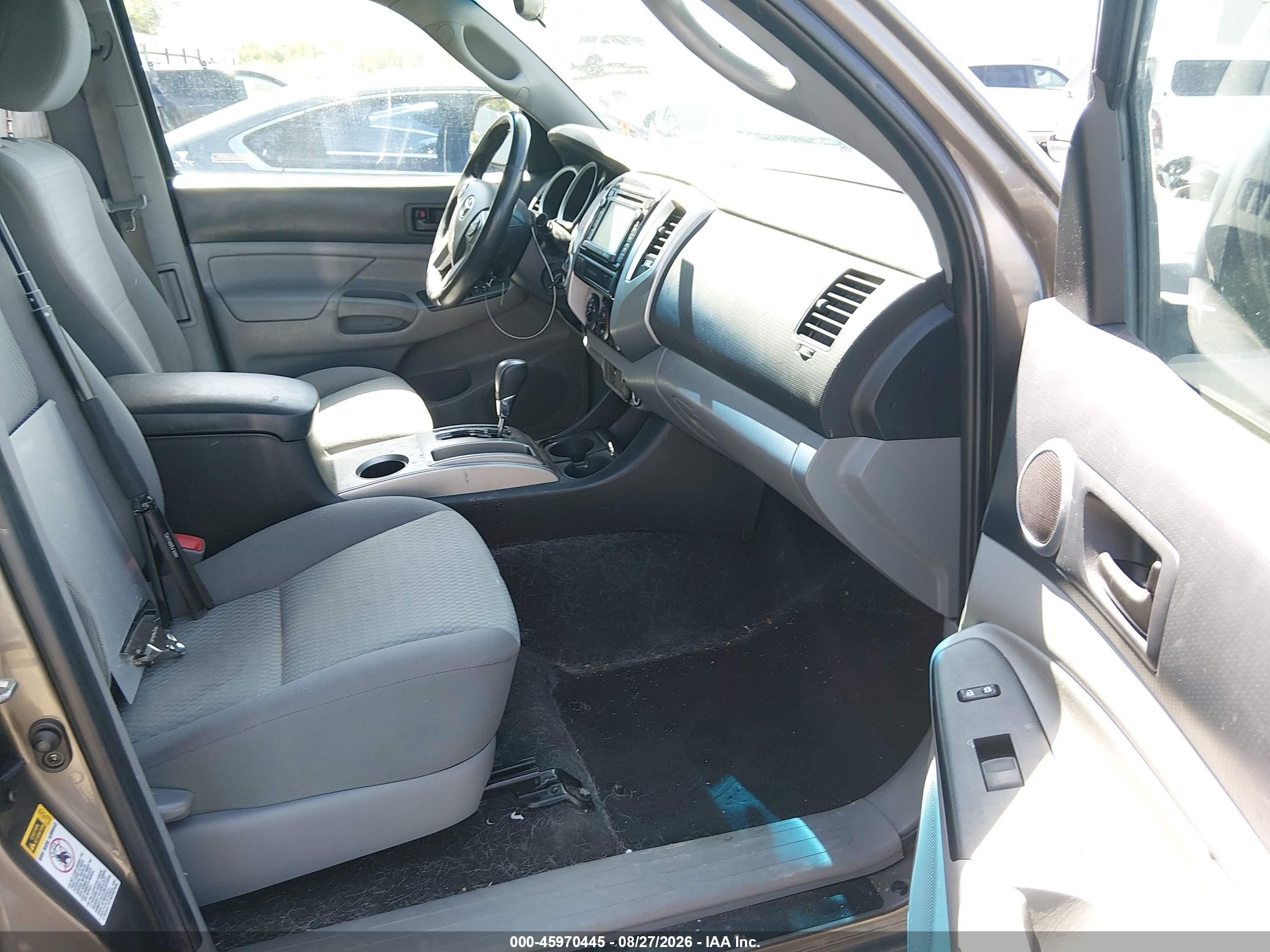 2015 Toyota Tacoma Base V6 Brown vin: 5TFUU4ENXFX144284