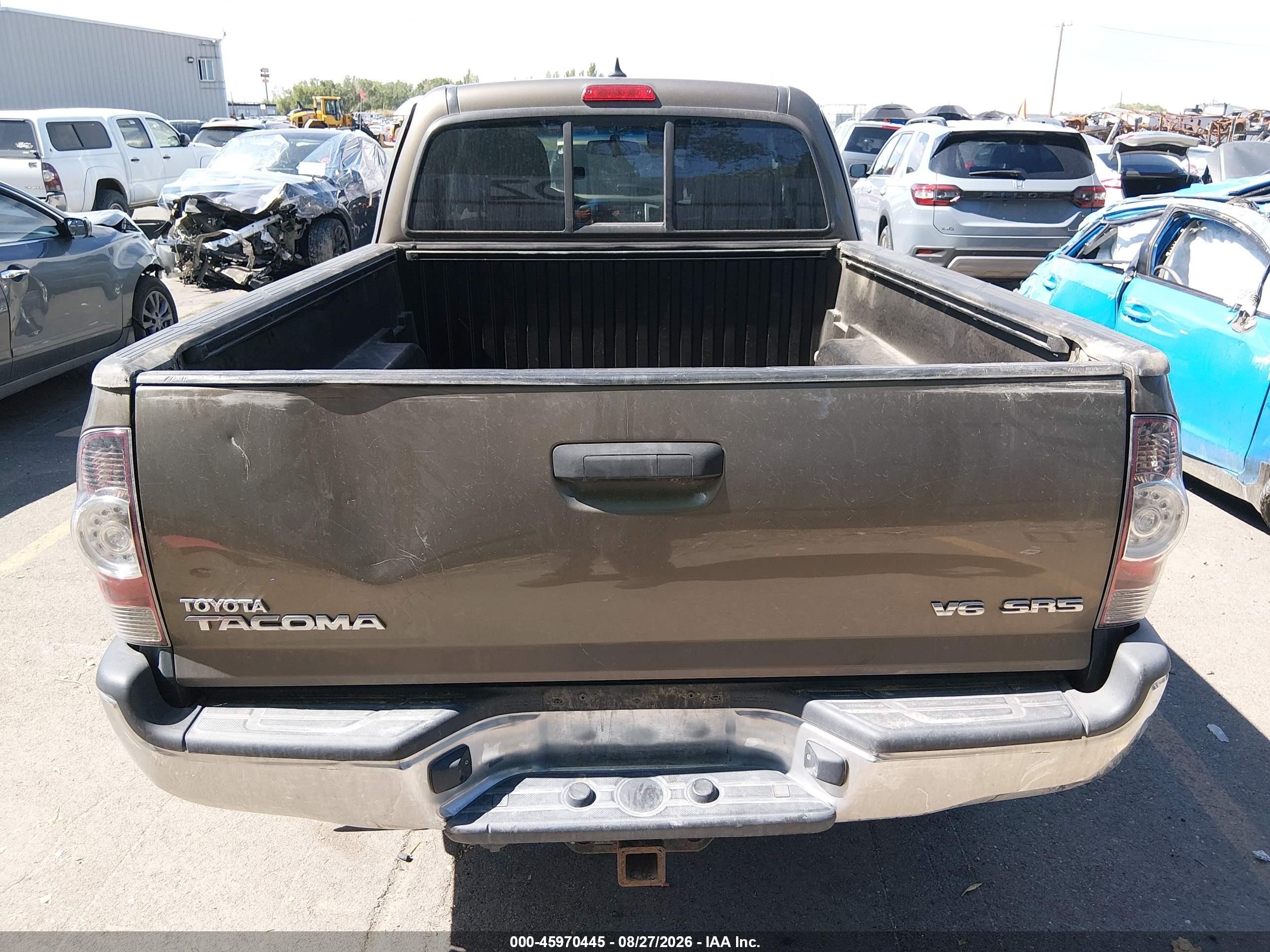2015 Toyota Tacoma Base V6 Brown vin: 5TFUU4ENXFX144284
