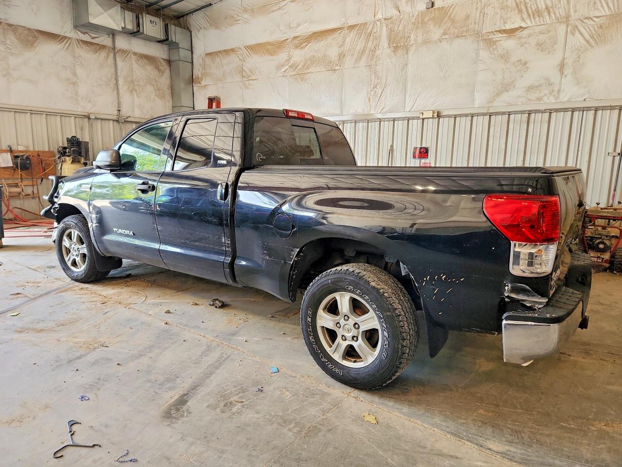 2013 Toyota Tundra Double Cab Sr5 Черный vin: 5TFUW5F10DX311552
