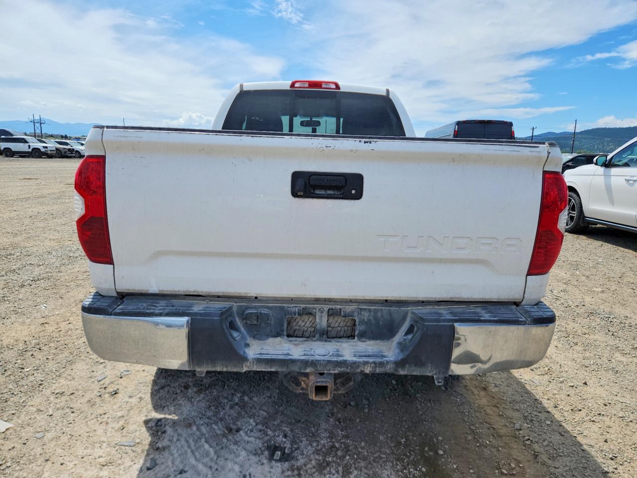 2014 Toyota Tundra Sr5 White vin: 5TFUW5F10EX363815