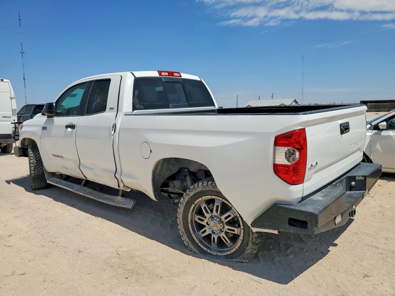 2014 Toyota Tundra Sr5 Белый vin: 5TFUW5F10EX411202
