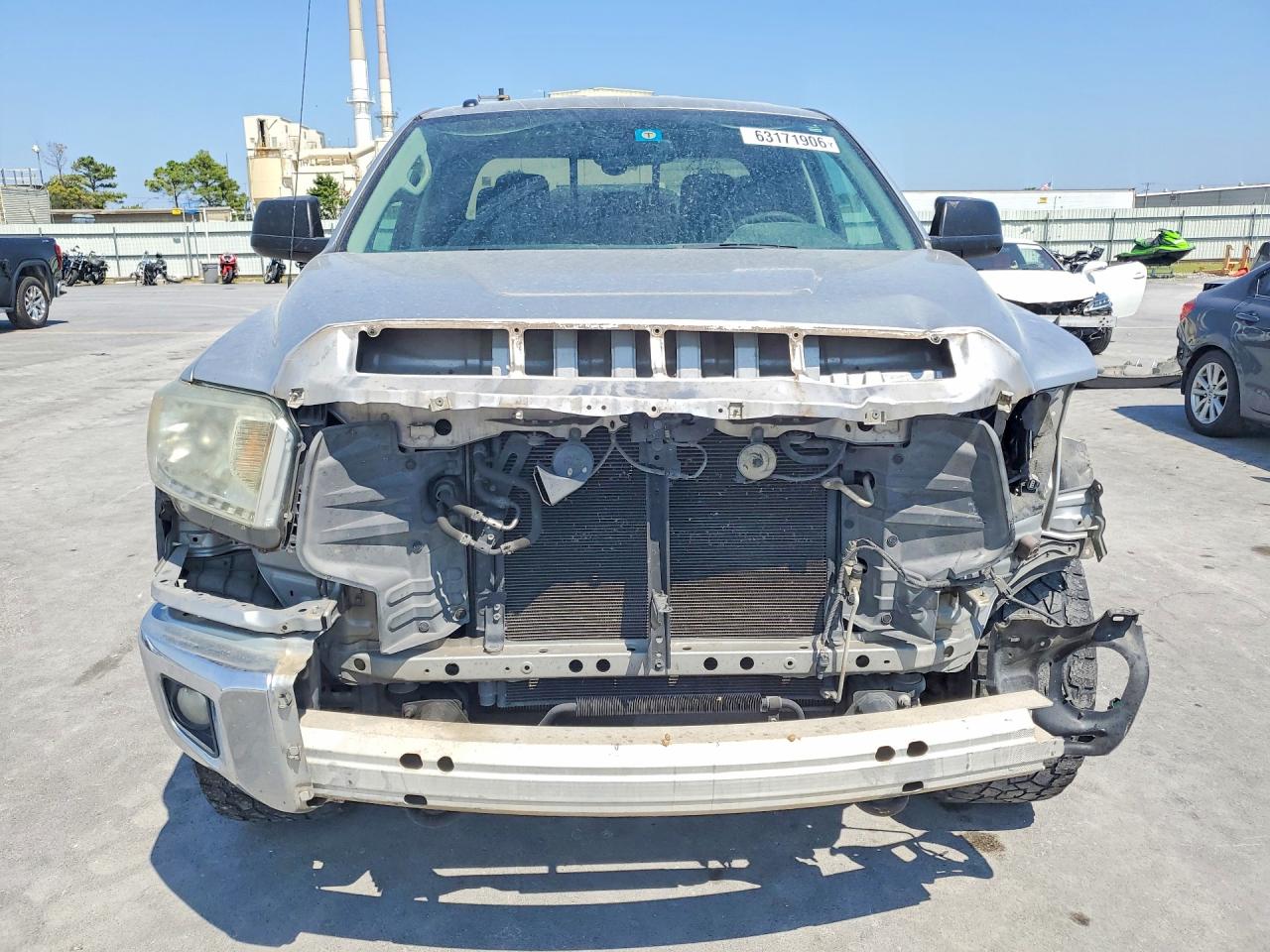 2015 Toyota Tundra Sr5 Silver vin: 5TFUW5F10FX423657